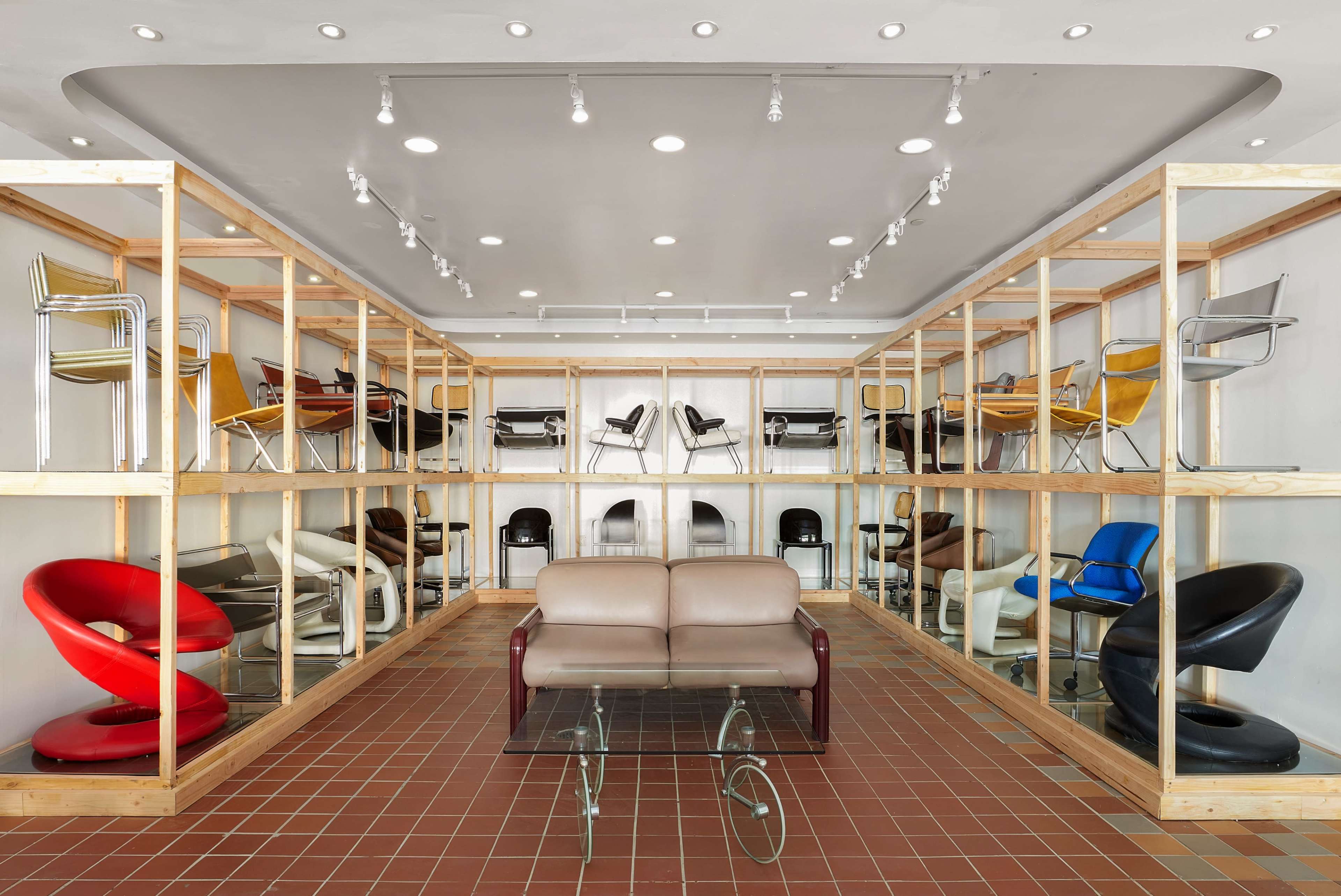 Two-Story, 3000 sqft, Large, Bright & Airy Art Gallery & Collectible Vintage Design Gallery in Brooklyn Image in Sunset Park, BROOKLYN, NY