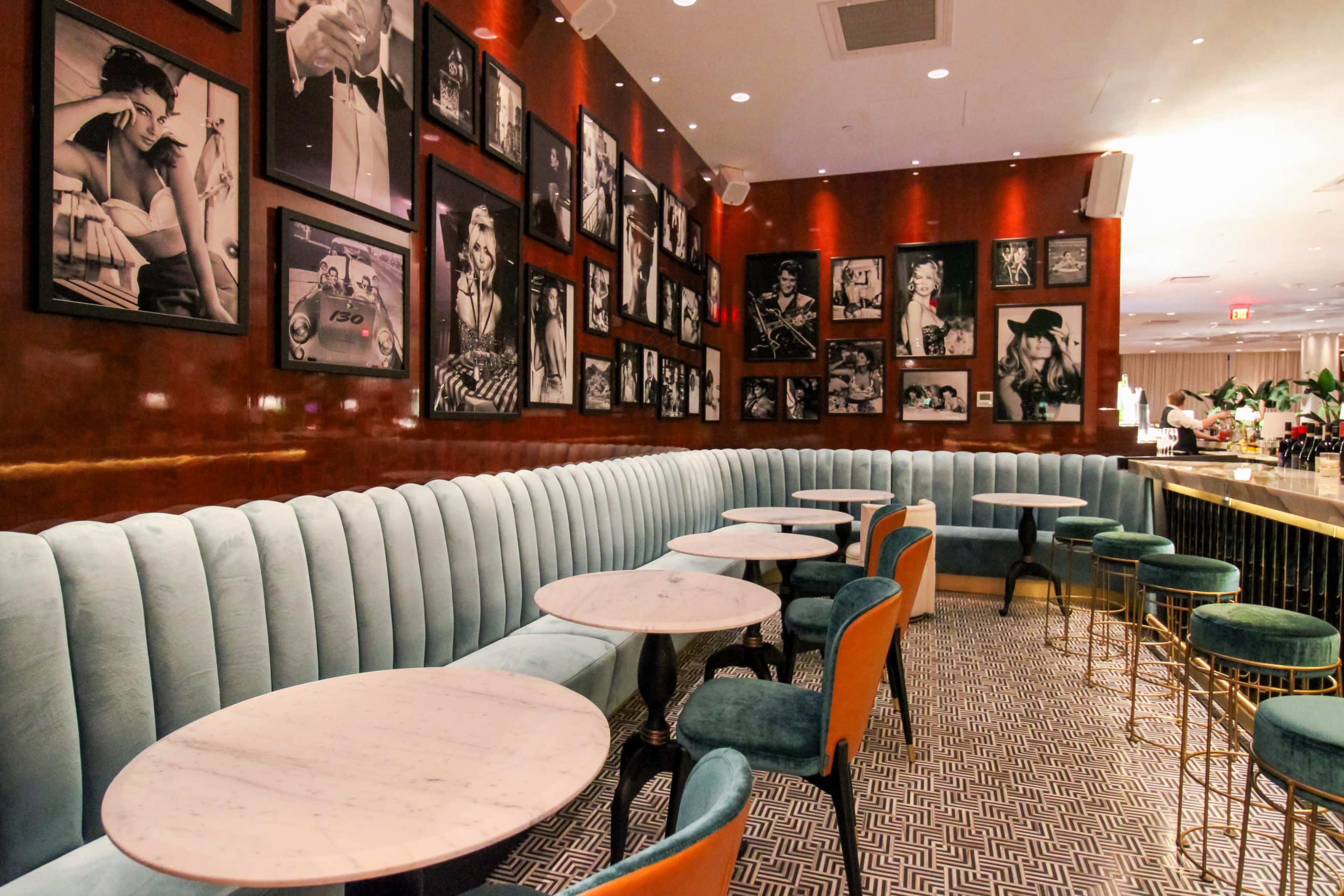 Upscale Italian Restaurant Image in Bayonne, Bayonne, NJ