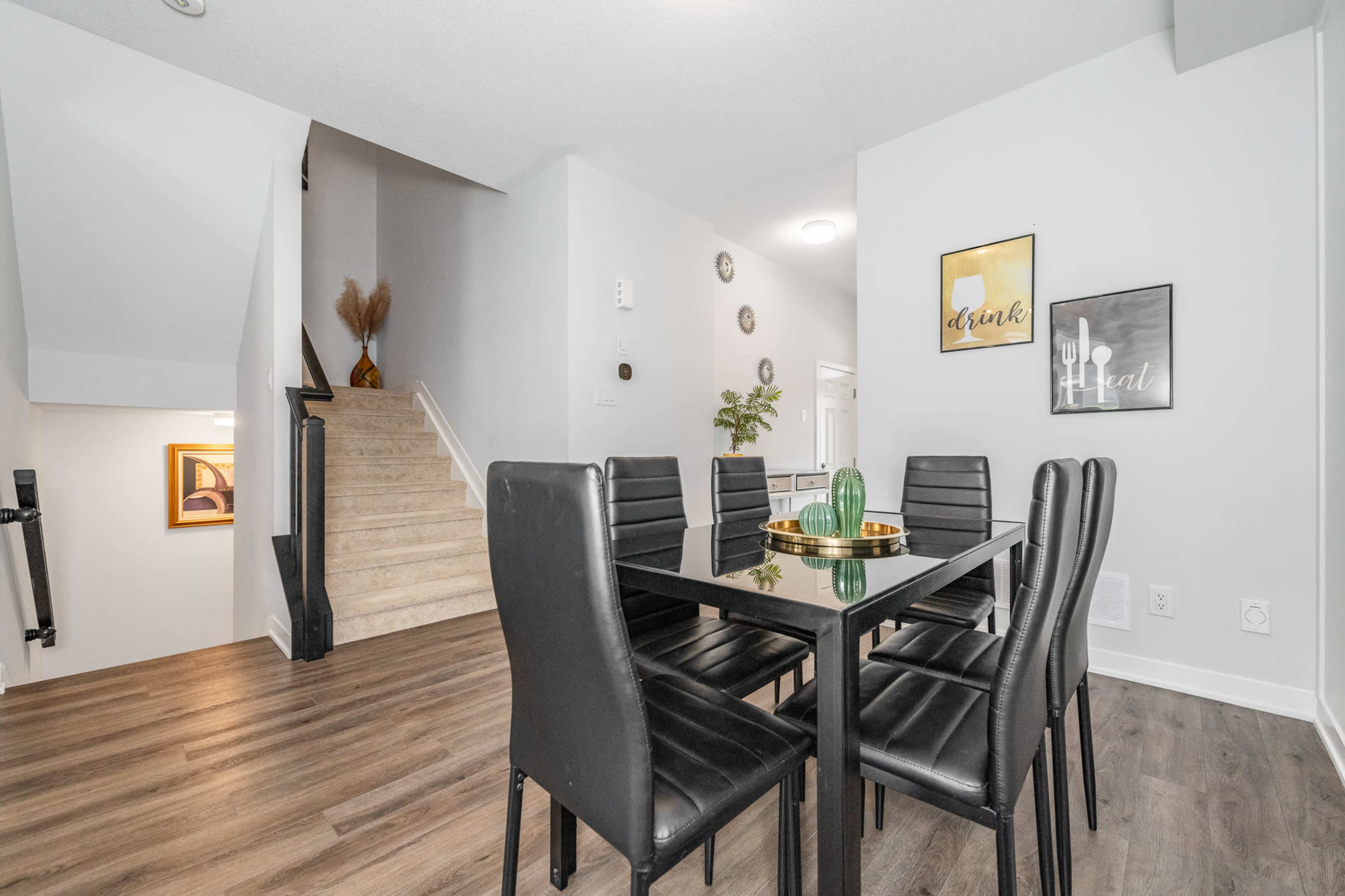 Green Bohemian @ Kanata Image in Stittsville, Kanata, ON