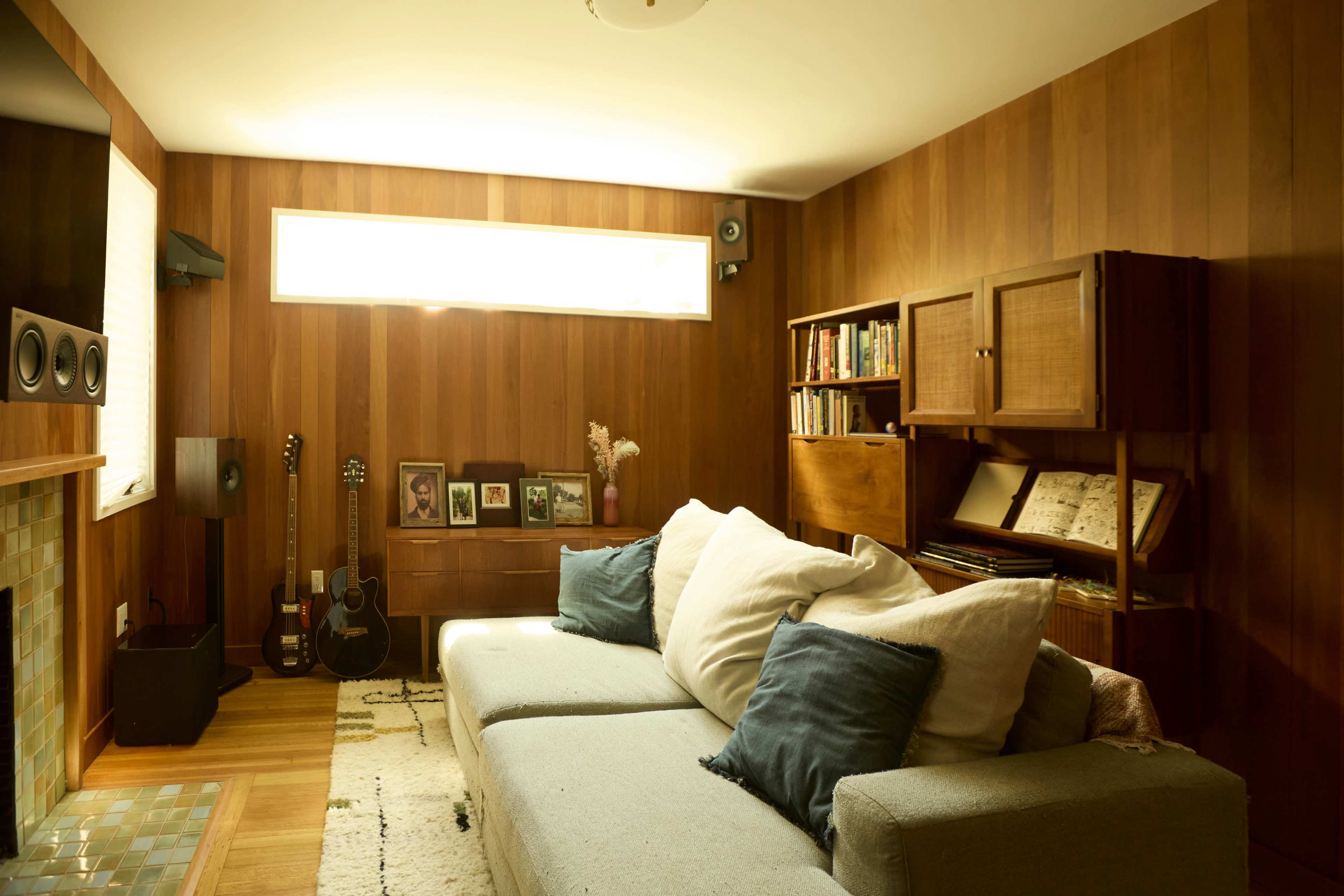 California Modern Home & Studio with Pool Image in Van Nuys, Sherman Oaks, CA