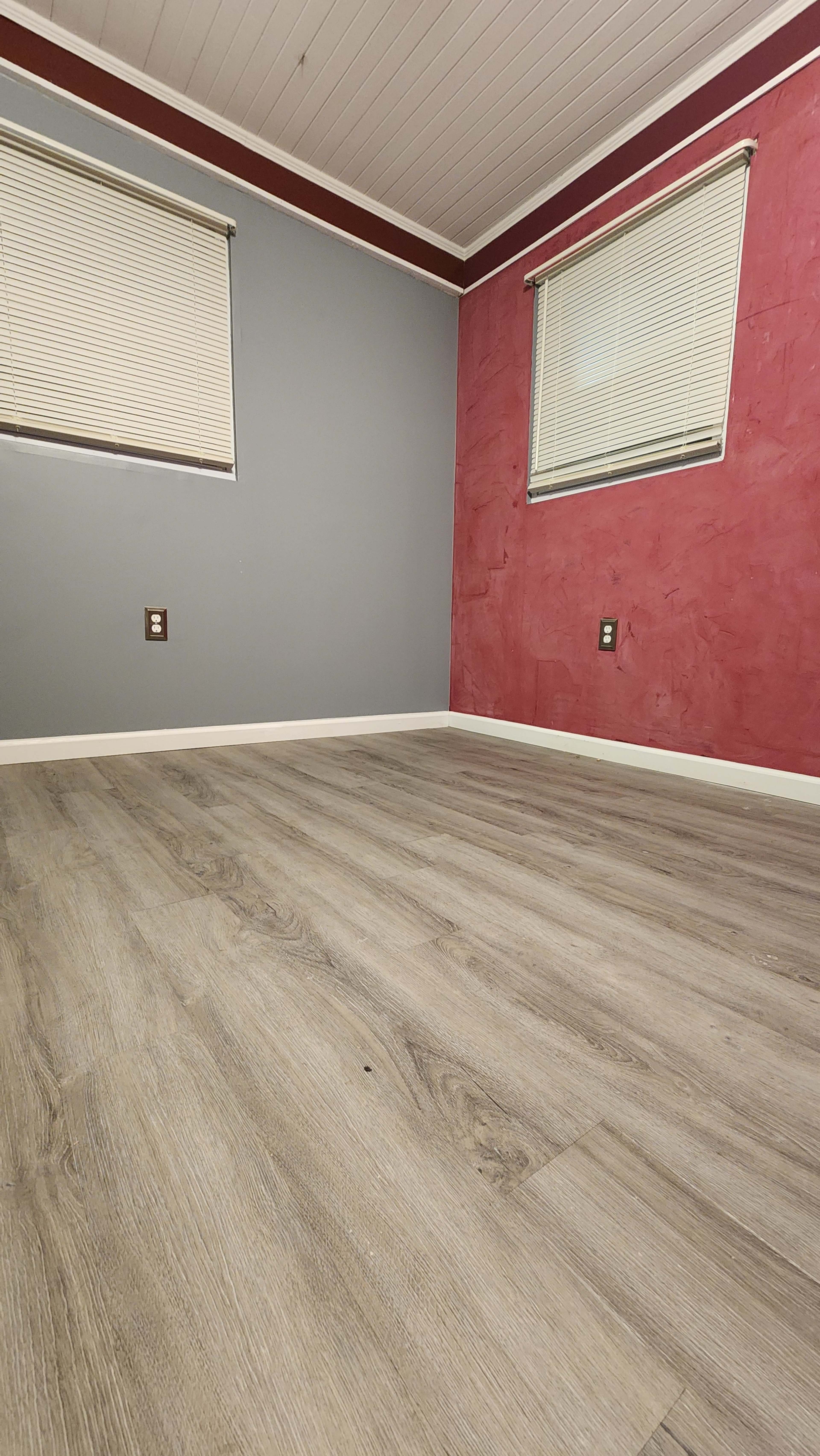Residential area, one single room with one enrty and exit door. Image in Ewing Township, Ewing township, NJ