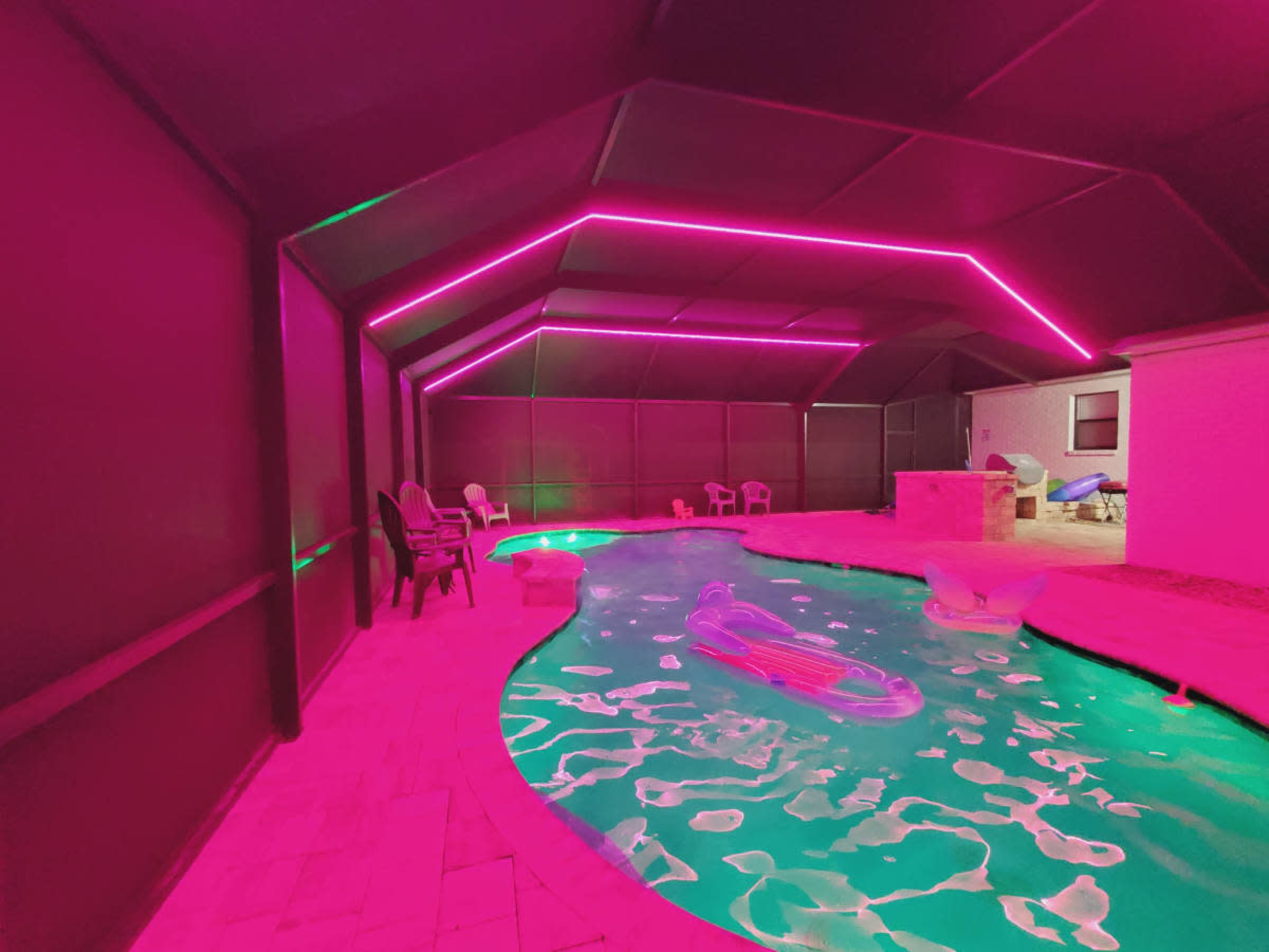 Screened Pool Bungalow with Fabulous LED Lighting Image in Highlands, Jacksonville, FL