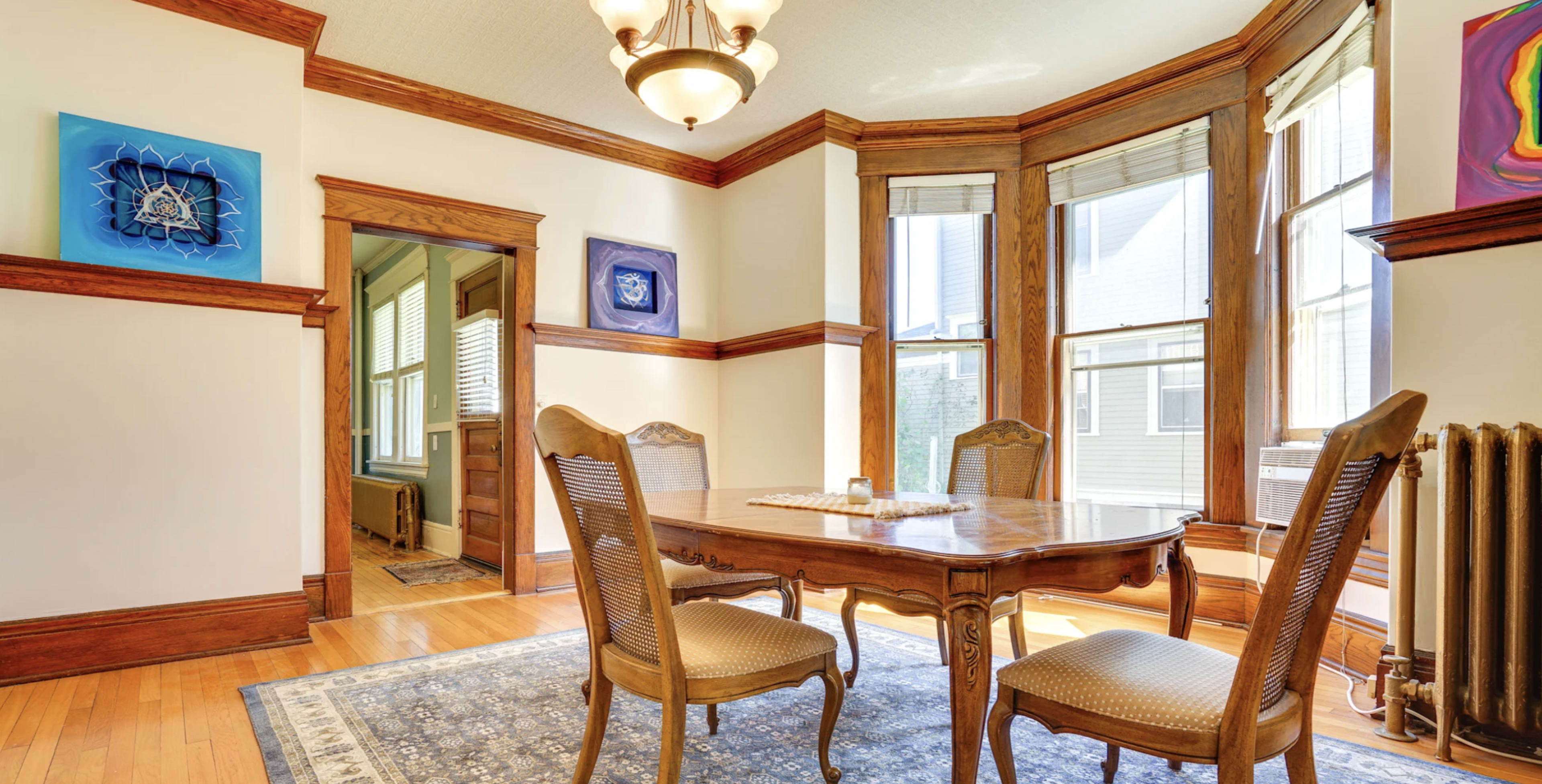 Historic Bohemian Urban Apartment Image in Summit - University, St. Paul, MN