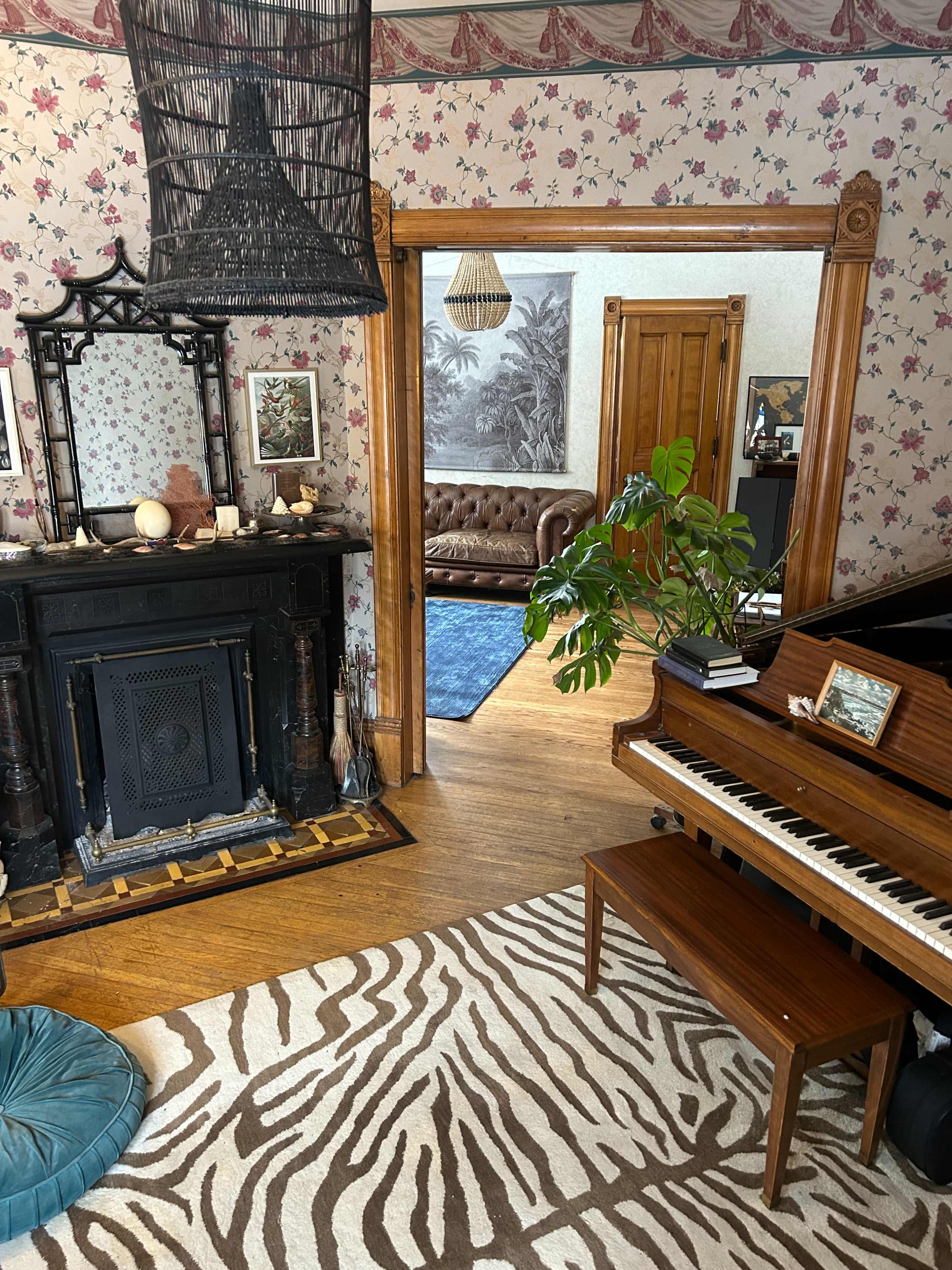 Victorian Coastal Curiosities Atelier Image in Phillips, MINNEAPOLIS, MN