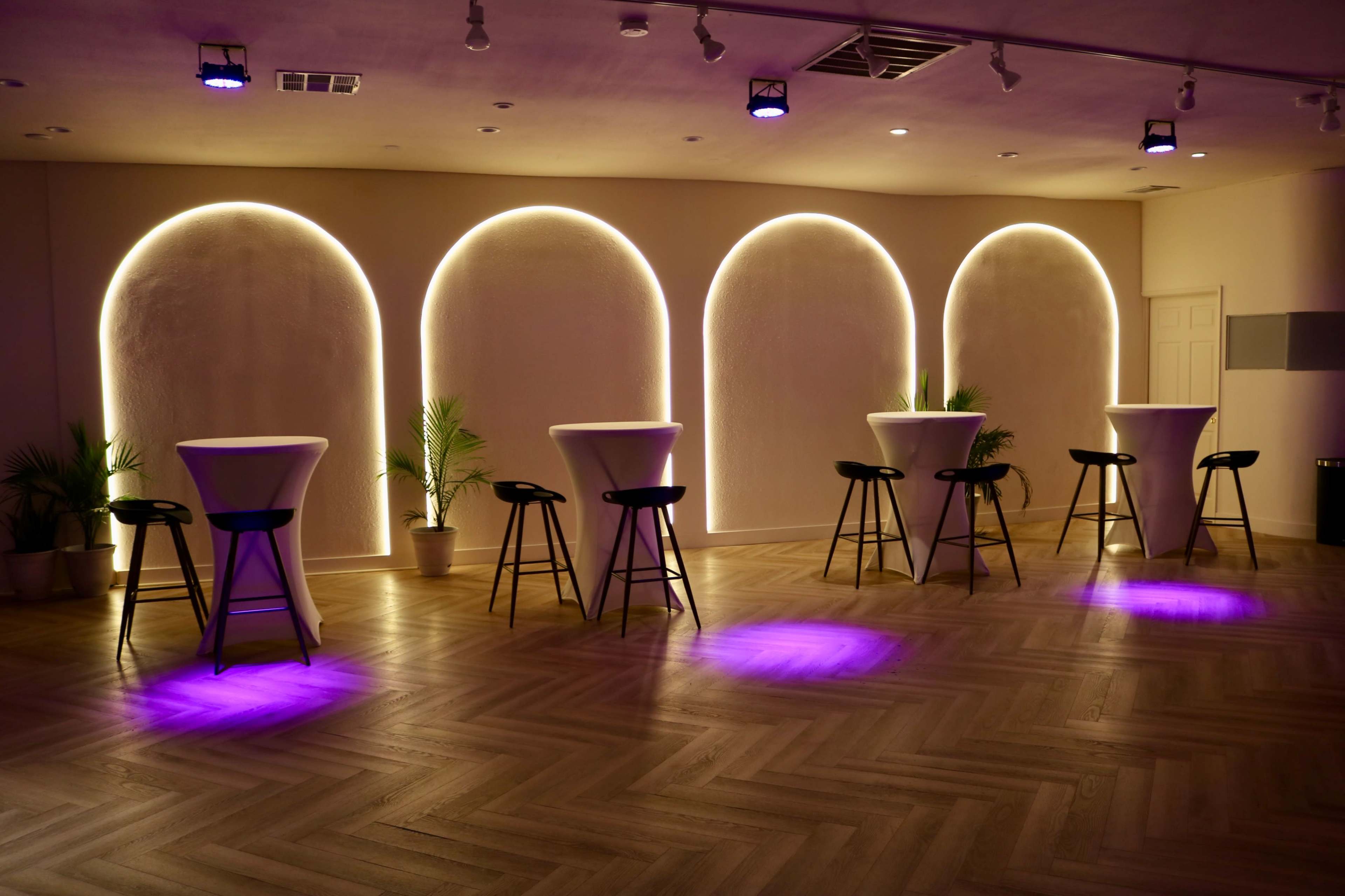 Artsy, Private Events Venue Near Universal City Image in Studio City, Studio City, CA