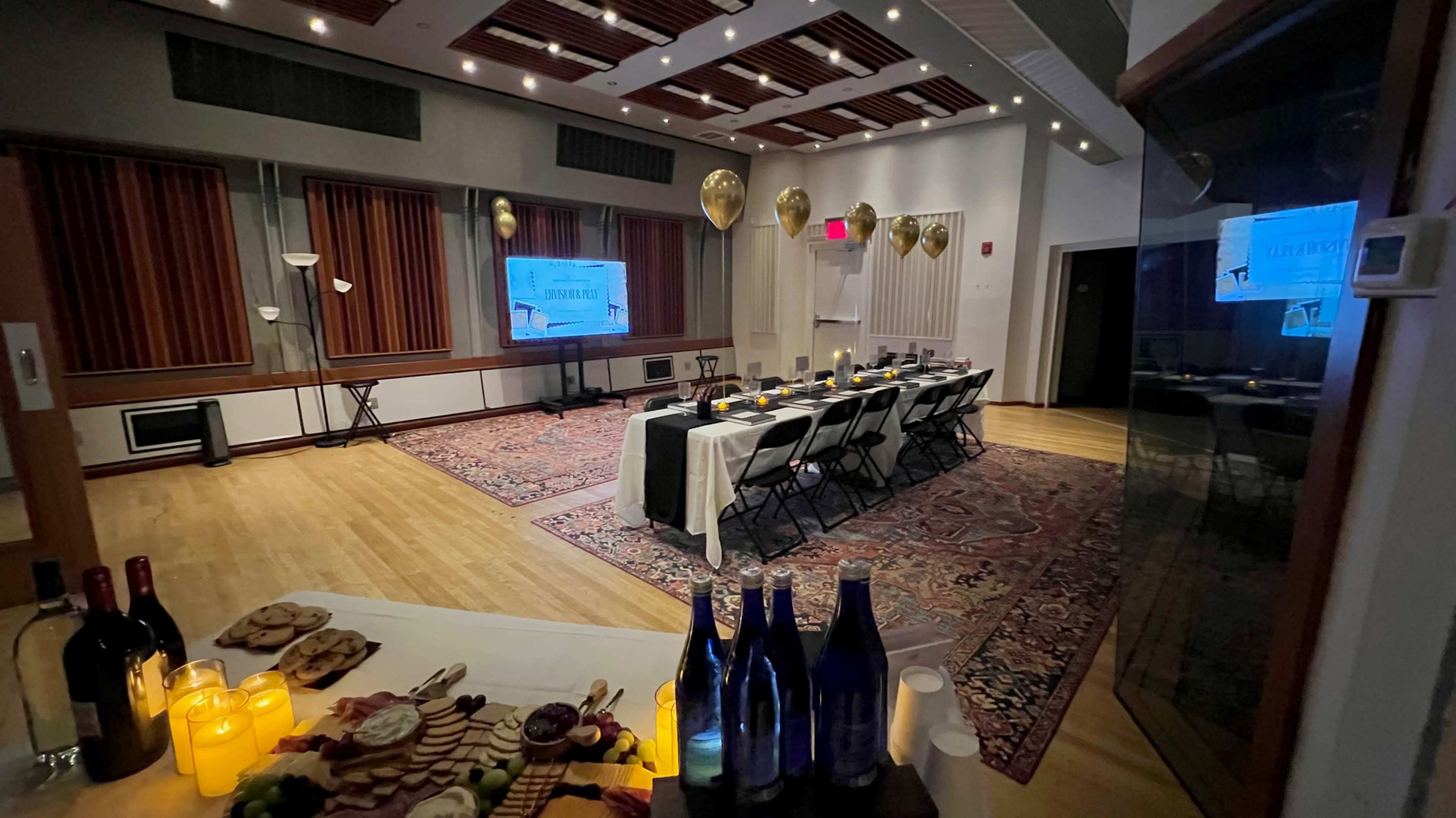 Iconic Spacious Studio - Event Image in Midtown Manhattan, New York, NY