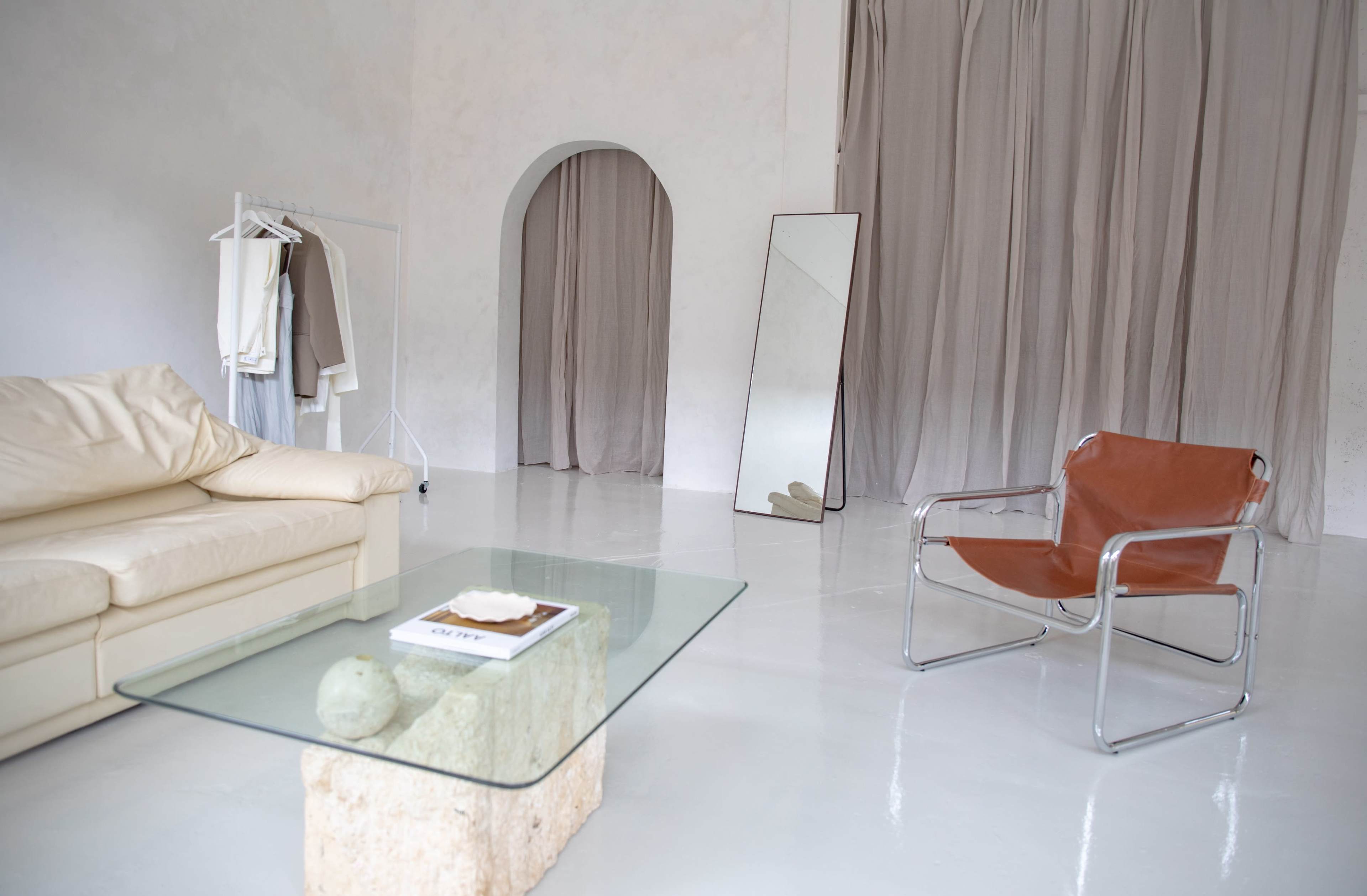 Trendy Aesthetic Film/Photo Studio in Battersea Image in Nine Elms, London, ENG