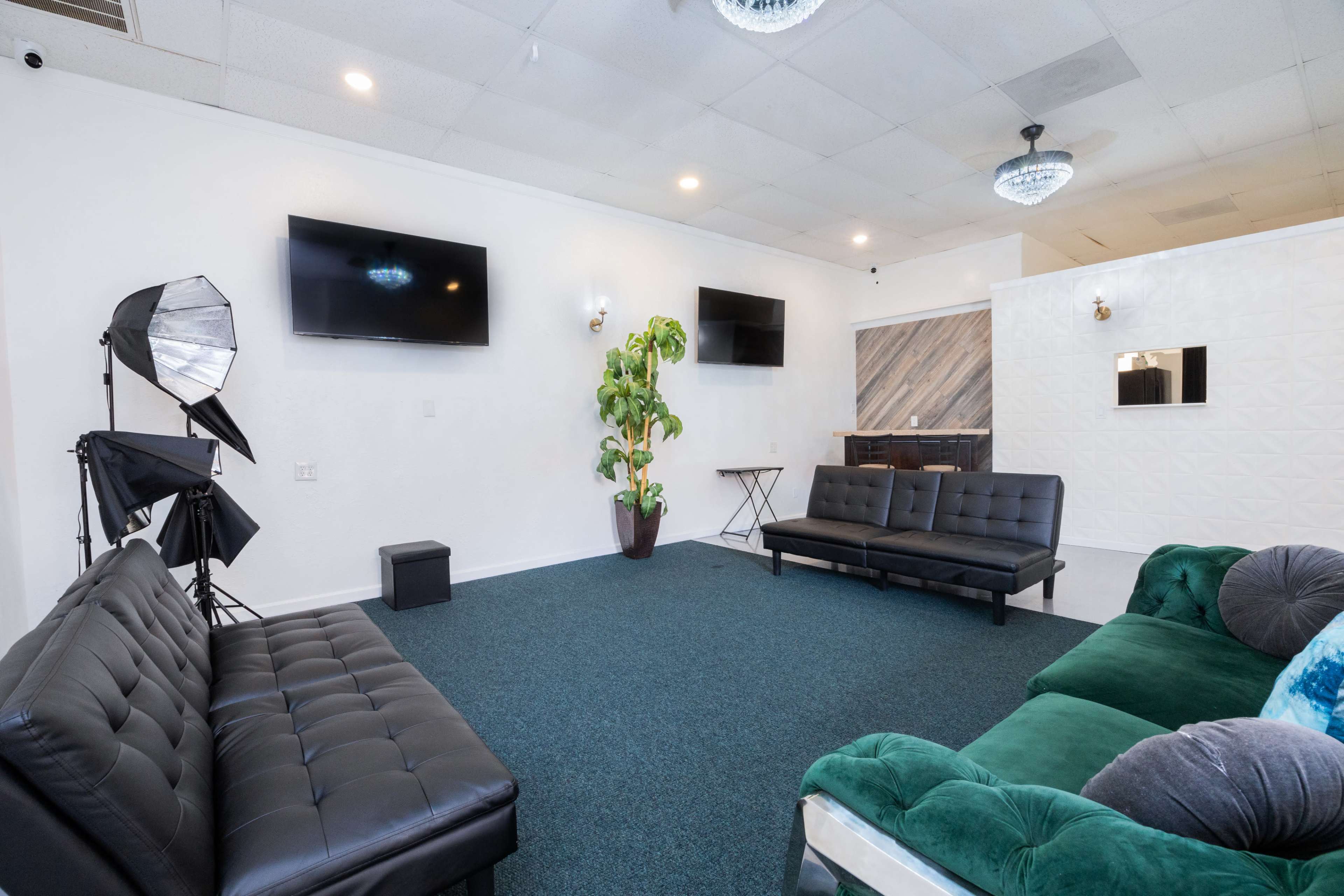 Stylish Studio for visual and audio creativity Image in North Arlington, Arlington, TX