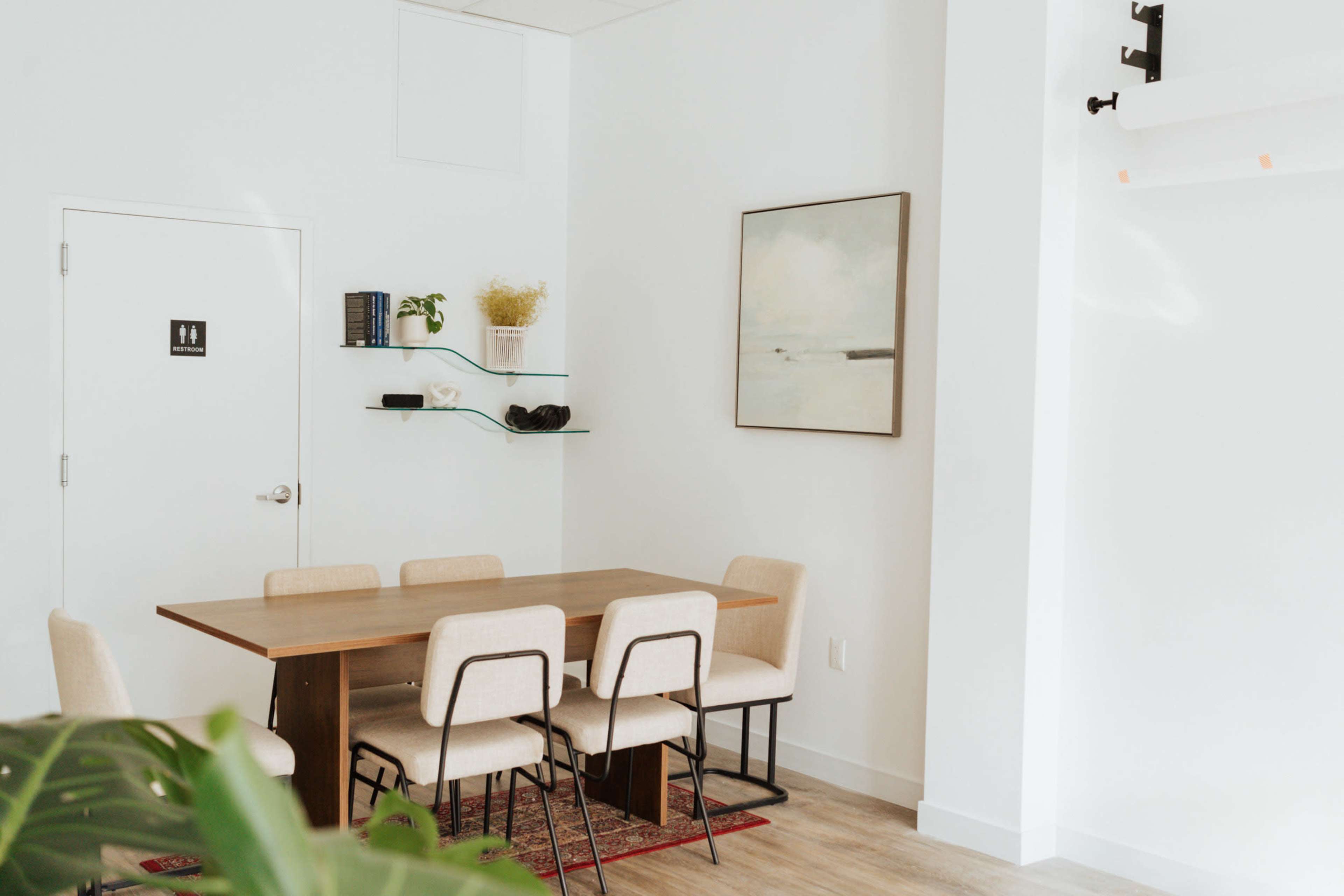 Staten Island Beautiful Natural Light Studio Image in Tottenville, Staten Island, NY