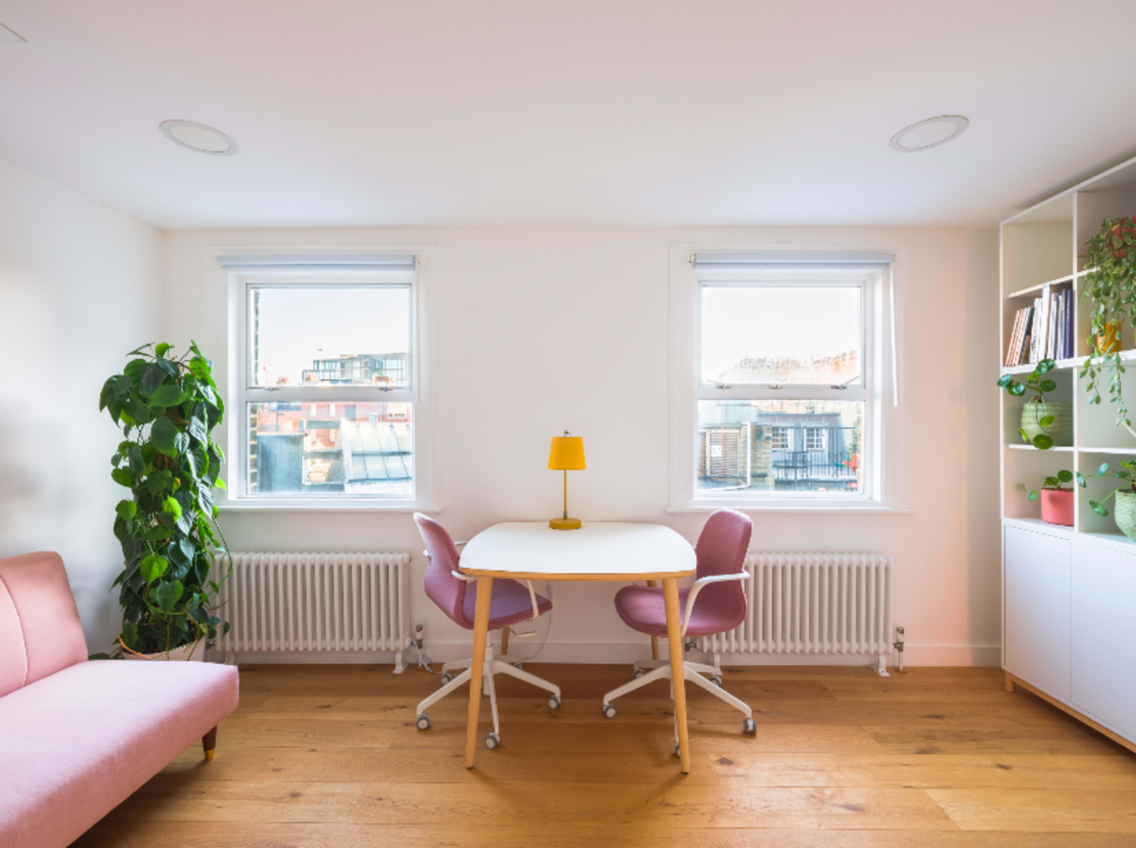 Unique Light Meeting Room - Room 2 Image in Holborn, London, ENG