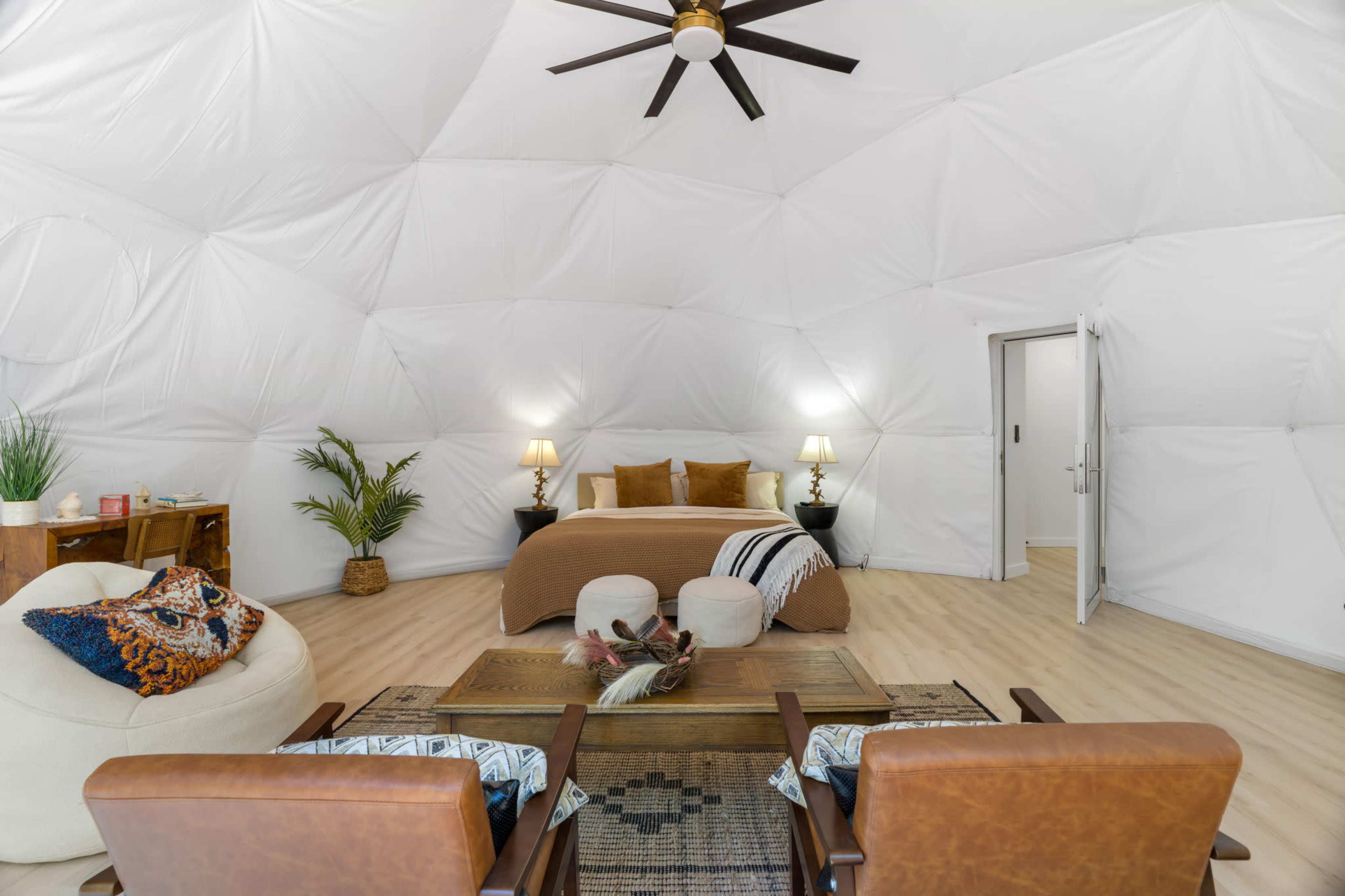 Magical Event Oasis with Geodomes & Nature Views Image in , Elgin, TX