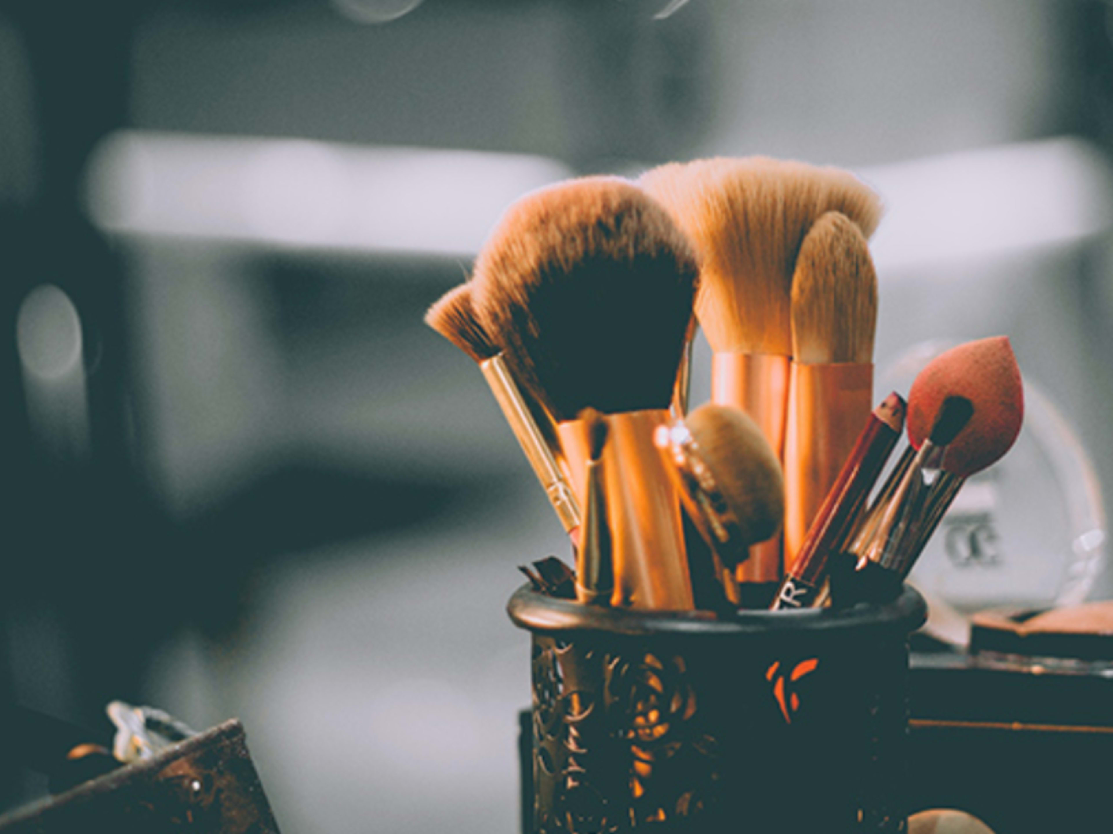 Hair & Makeup Artist 