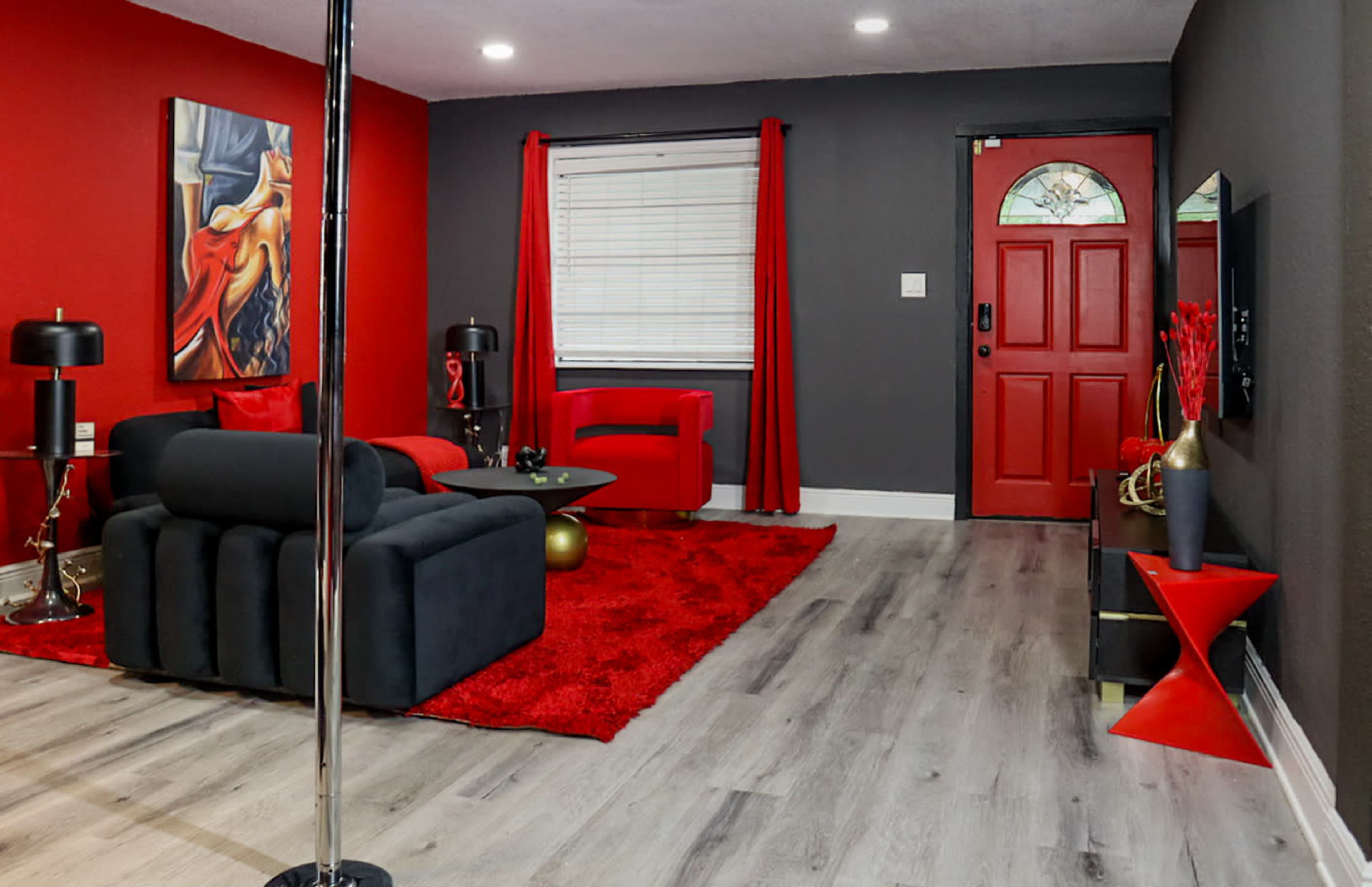 Down Town Tampa The Ultimate Lux Seduction Image in Lake Magdalene, Tampa, FL