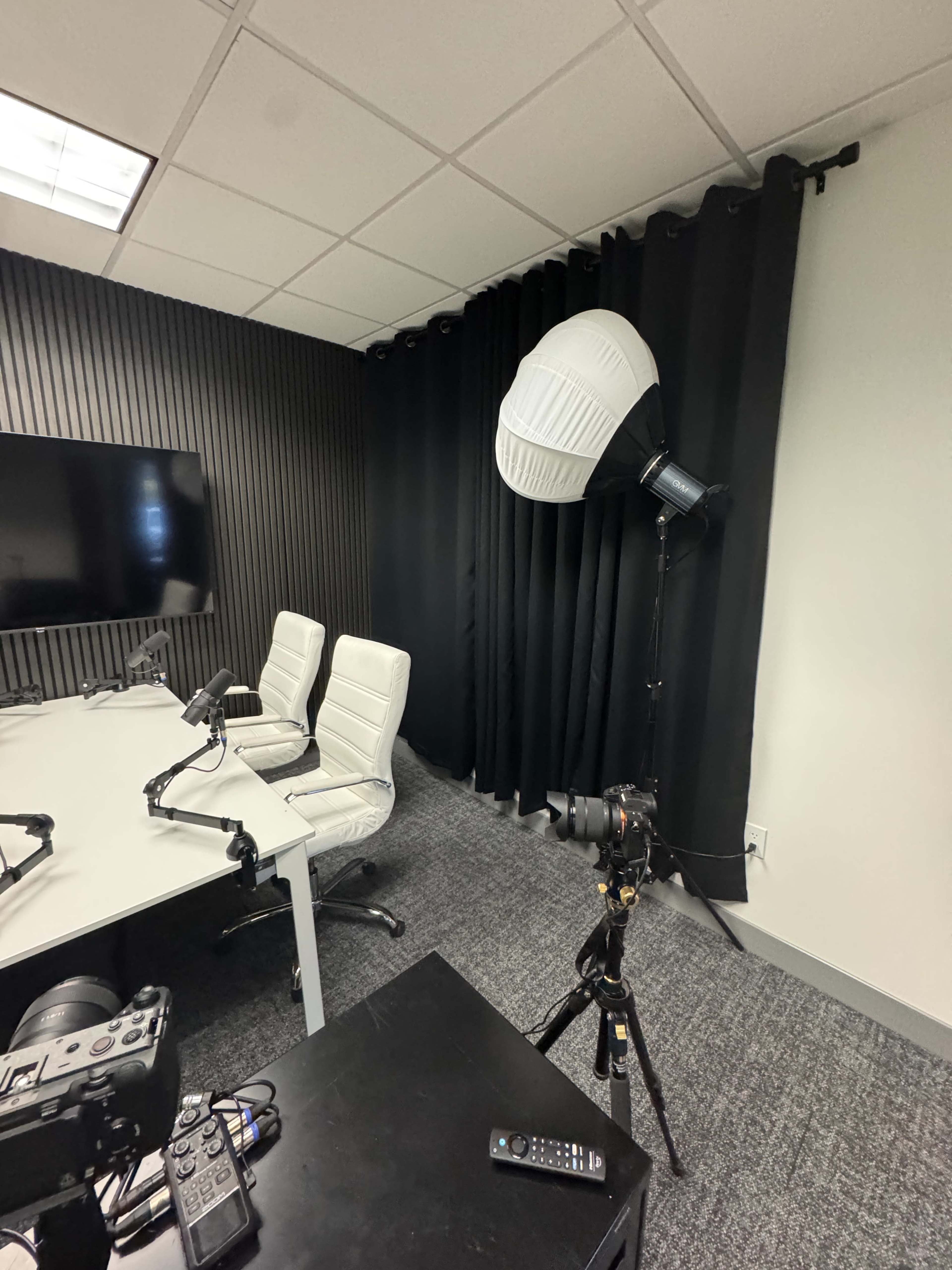 Desert Ridge Luxury Podcast Studio Image in Desert View Village, Phoenix, AZ