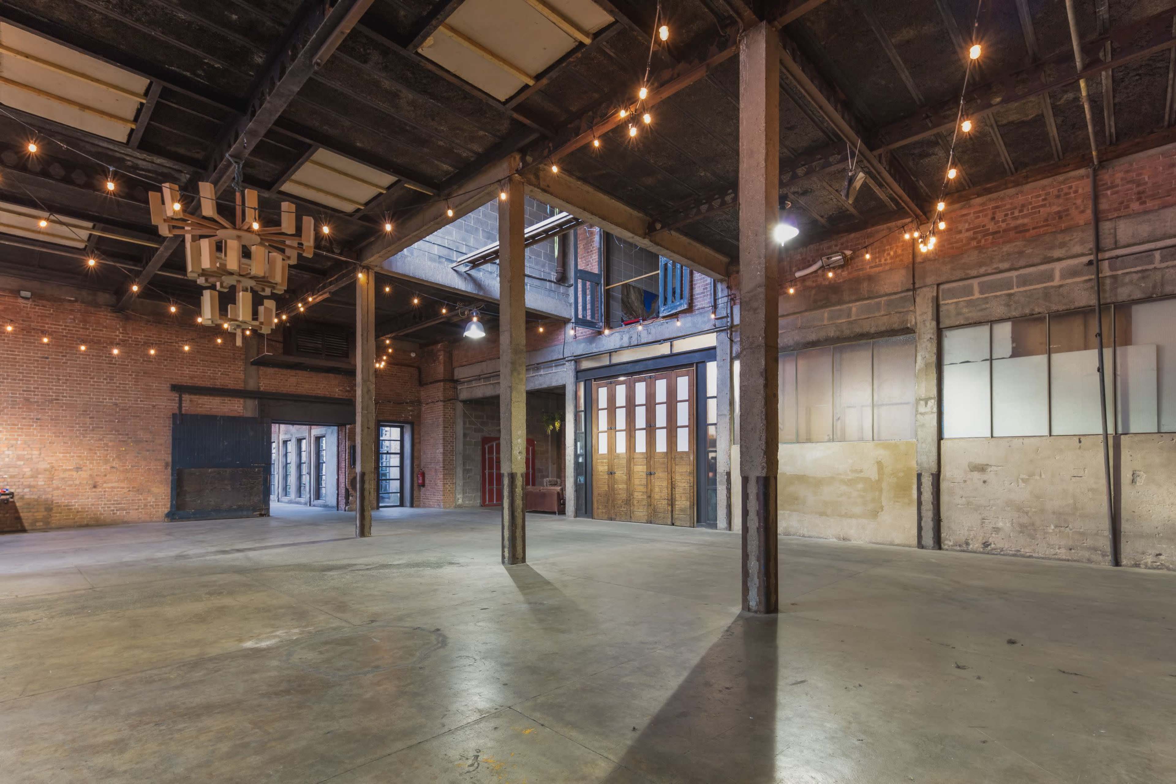 PERFECT and UNIQUE 10.000 sq ft studio focused creative hub located in East London. Ideal for your shootings or events Image in London, London, ENG