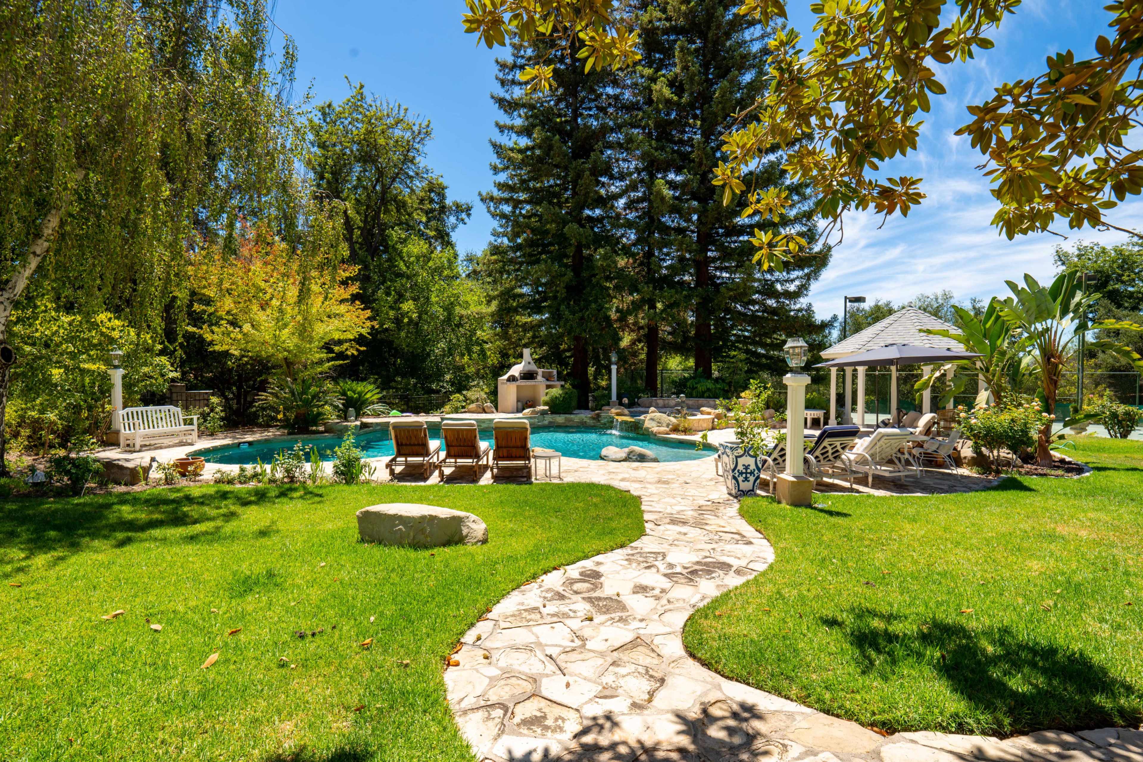 Beautiful Ranch Style Home with Pool and Orange Orchard Image in , Ojai, CA