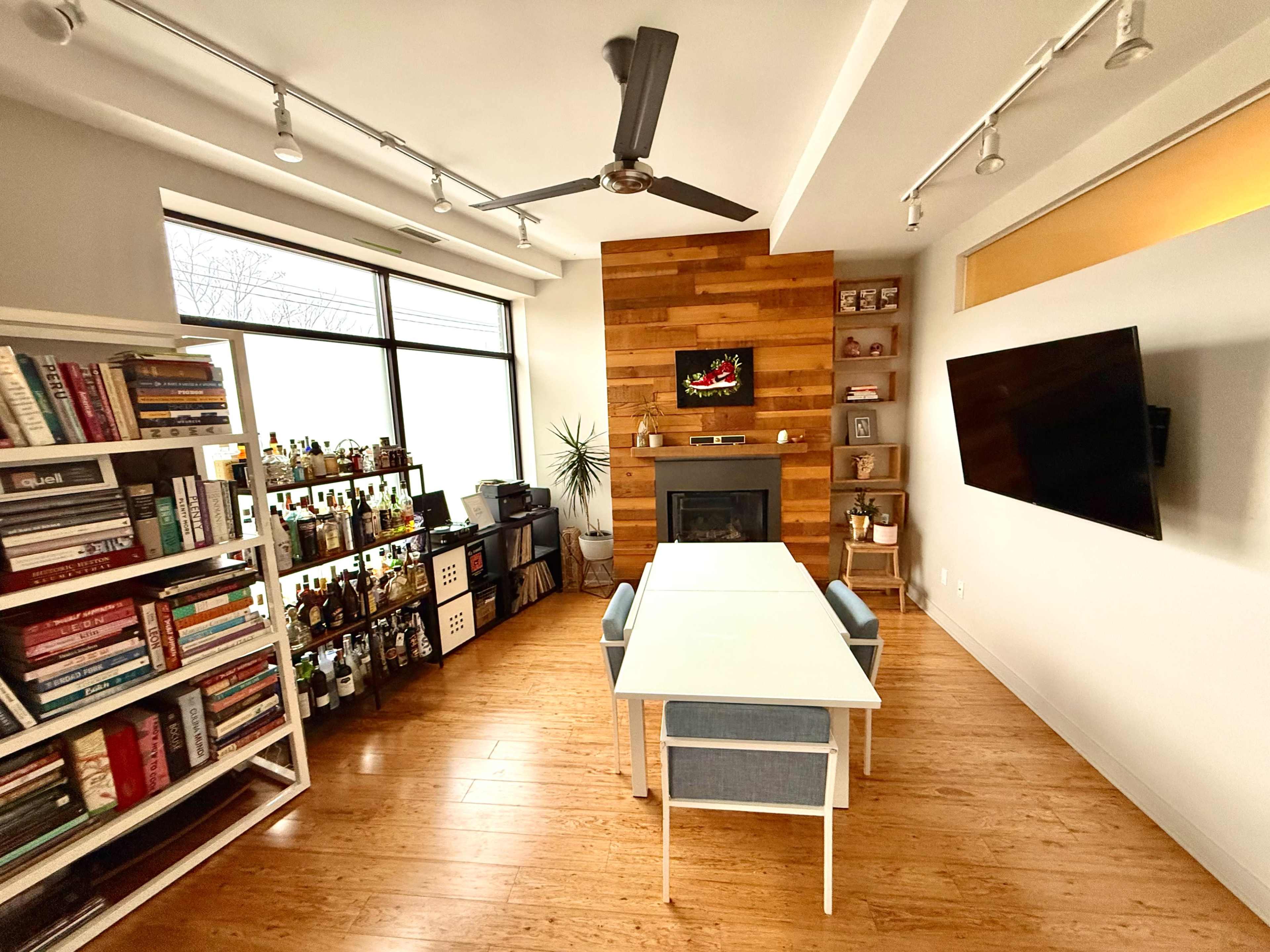 The Ultimate Creative Hub: Versatile Space for Content, Cooking & Collaboration Image in Runnymede-Bloor West Village, Toronto, ON