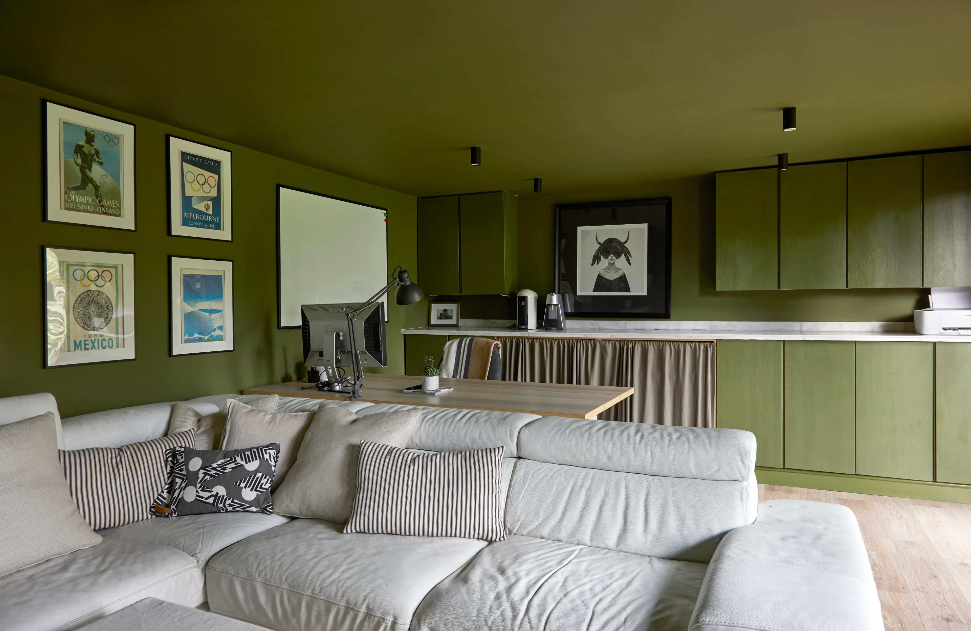 Pearl Image in London, London, ENG