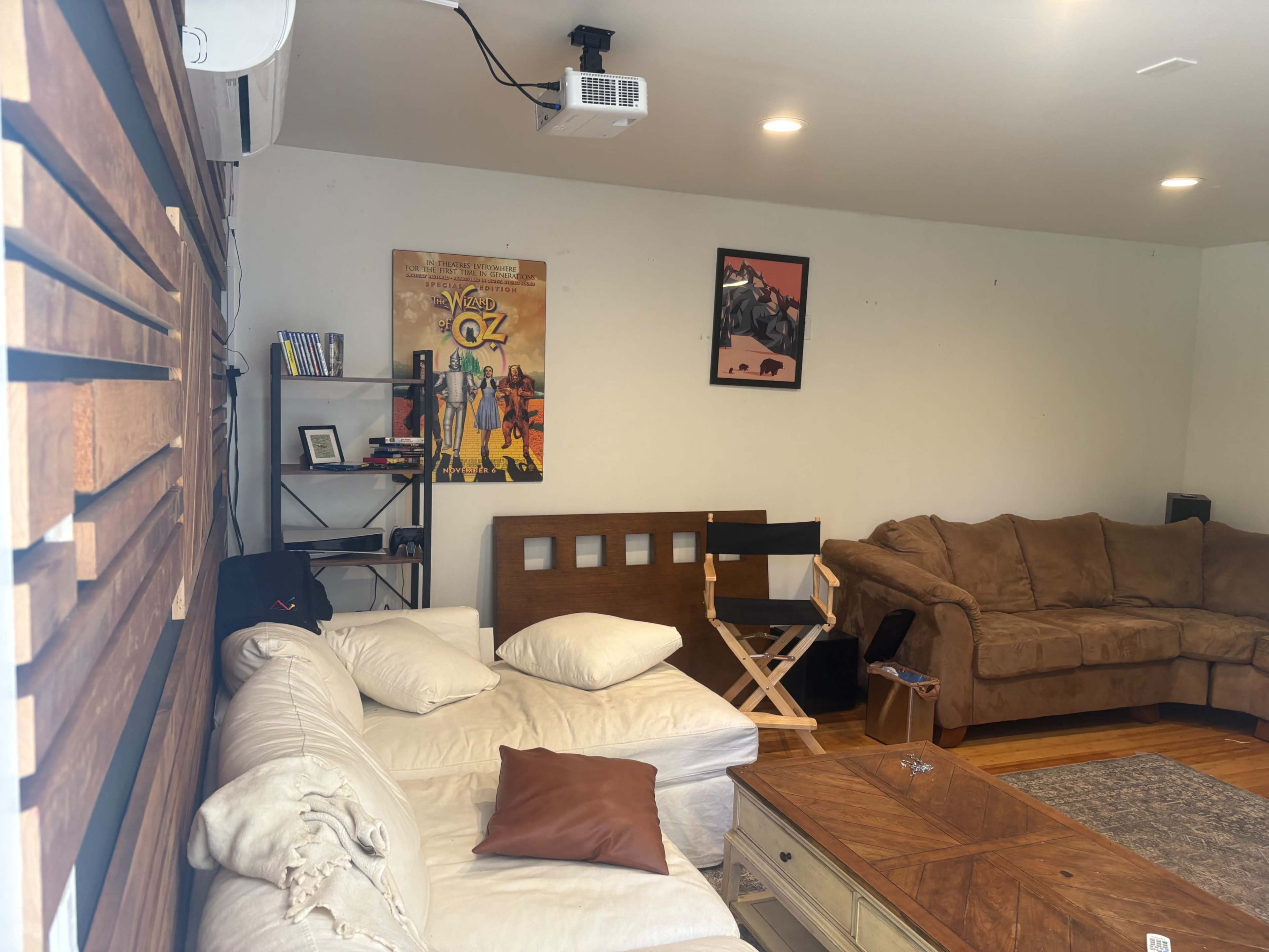 Residential studio space - cozy and easily dressed, vocal recording booth attached to larger living space Image in Inglewood, Inglewood, CA