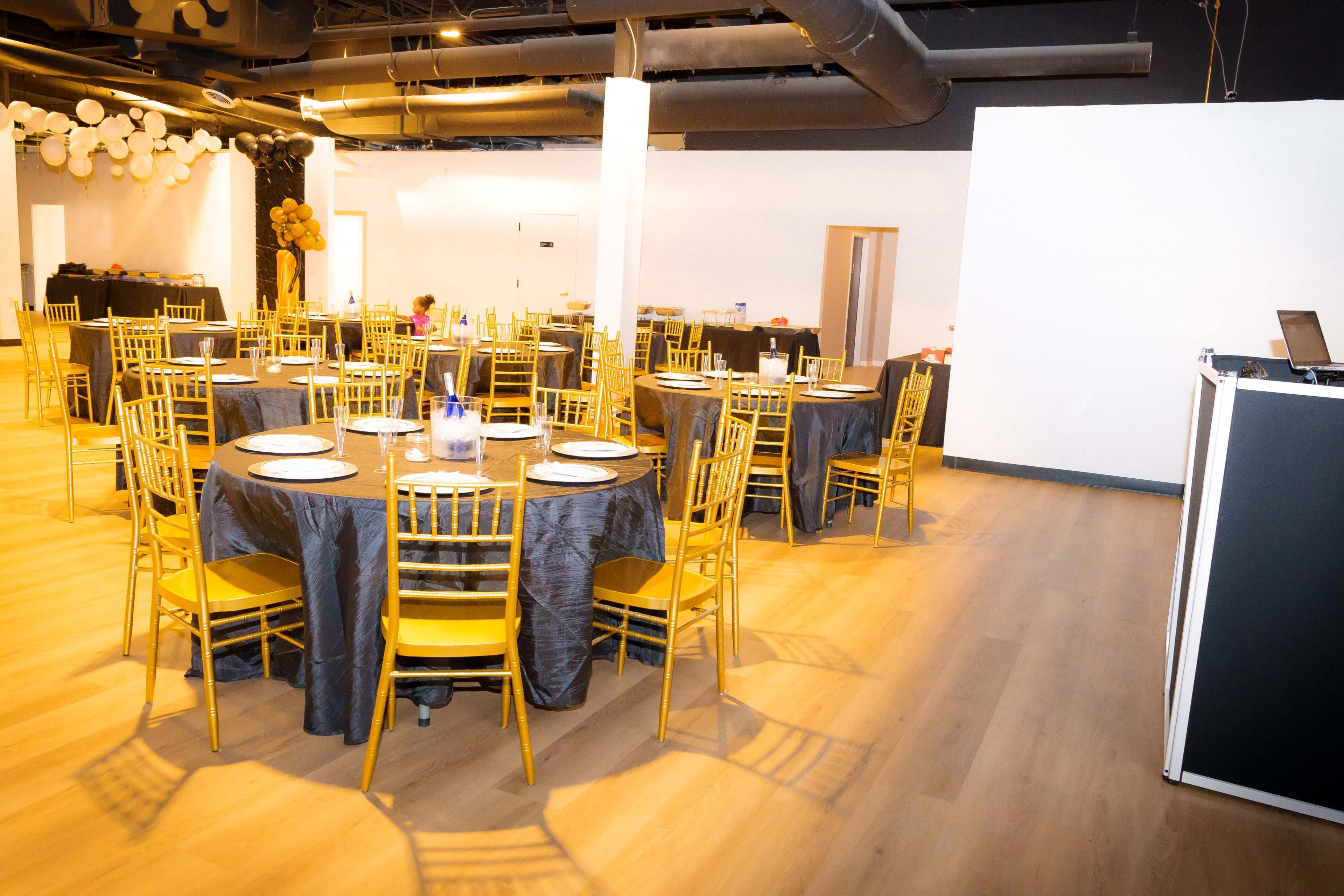 McDonough's Versatile Venue for Weddings, Parties & Corporate Events Image in McDonough, MCDONOUGH, GA