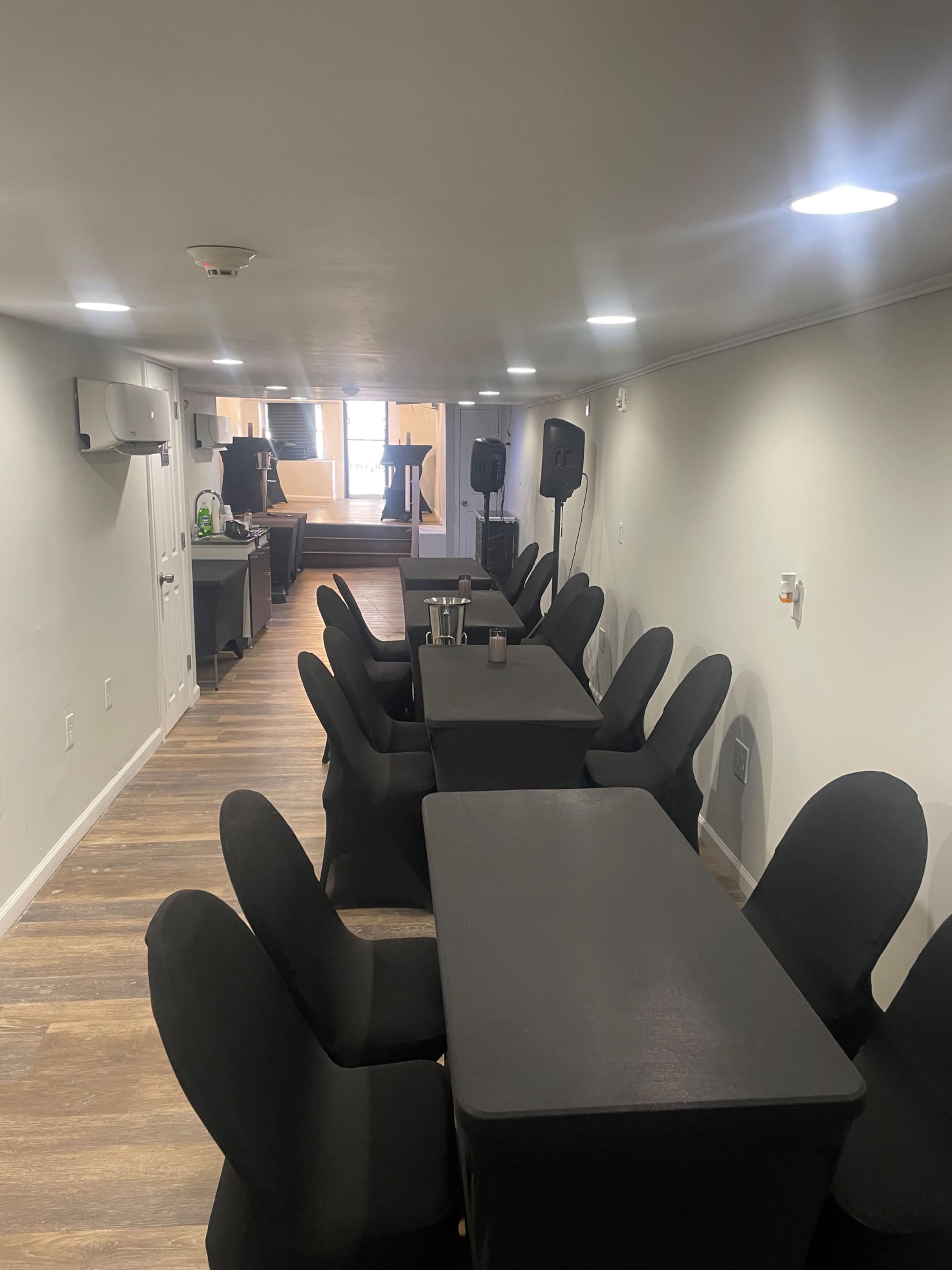 Versatile space with all inclusive amenities Image in West Philadelphia, Philadelphia, PA