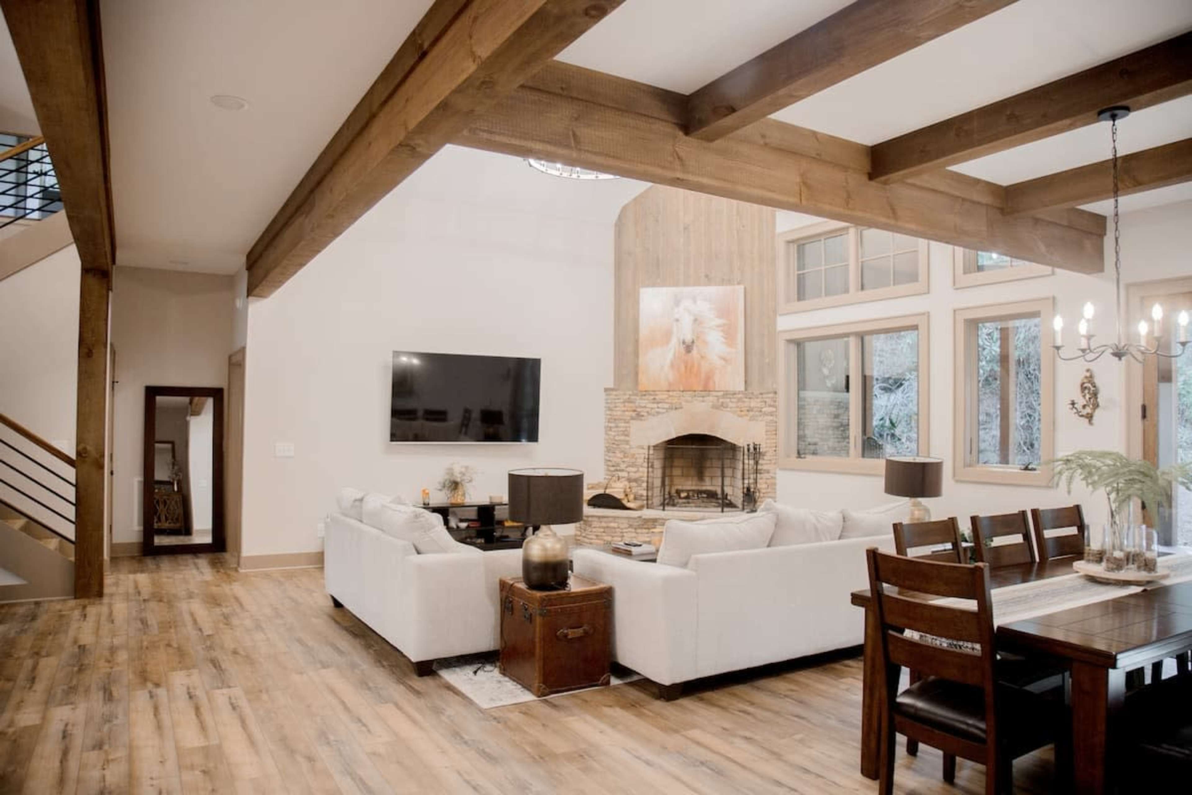 Luxury Cabin in Western NC Mountains (within Nantahala National Forest) and walking distance to Glen Falls. Image in , Highlands, NC