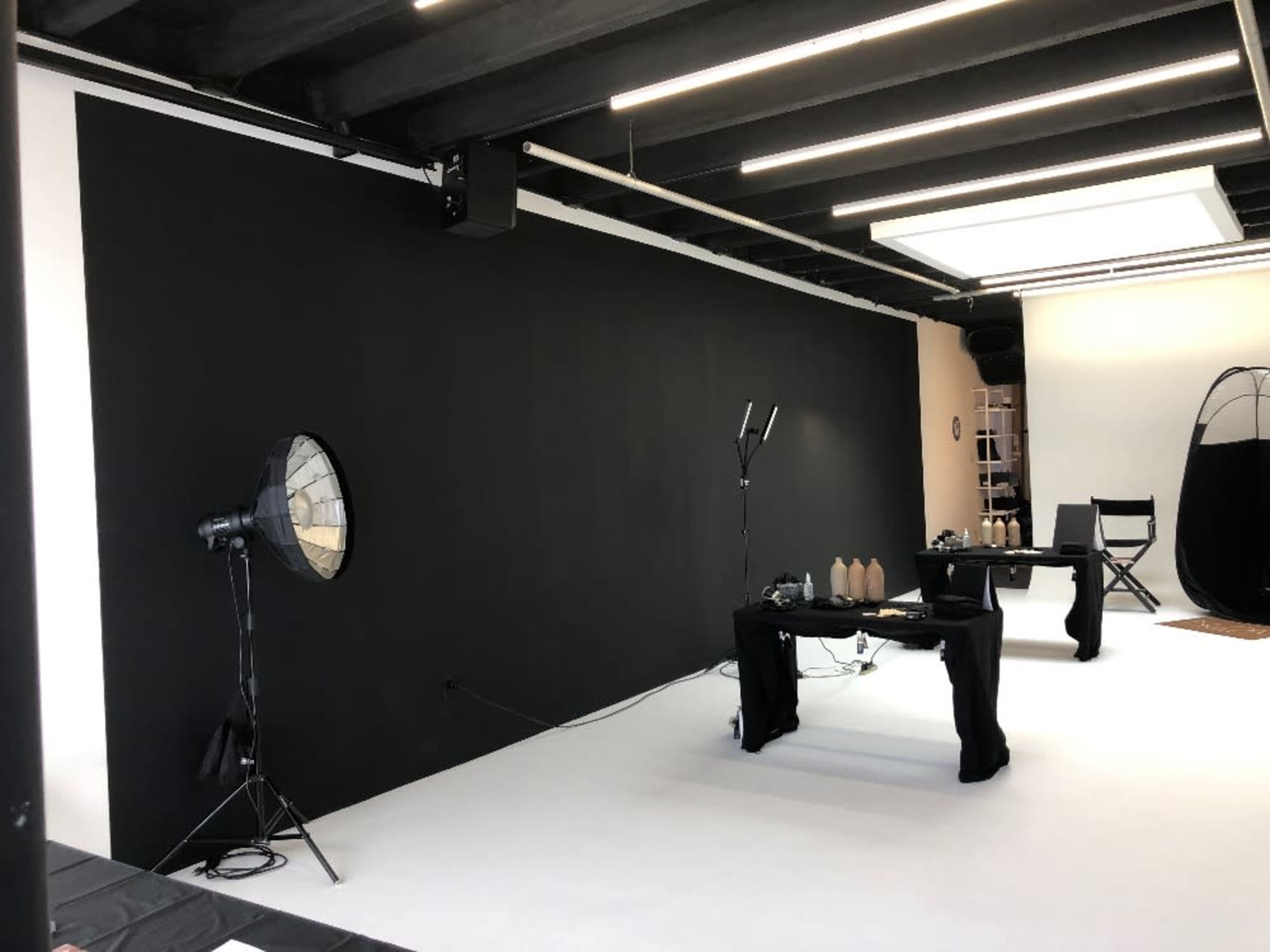 Paint Cyclorama custom color