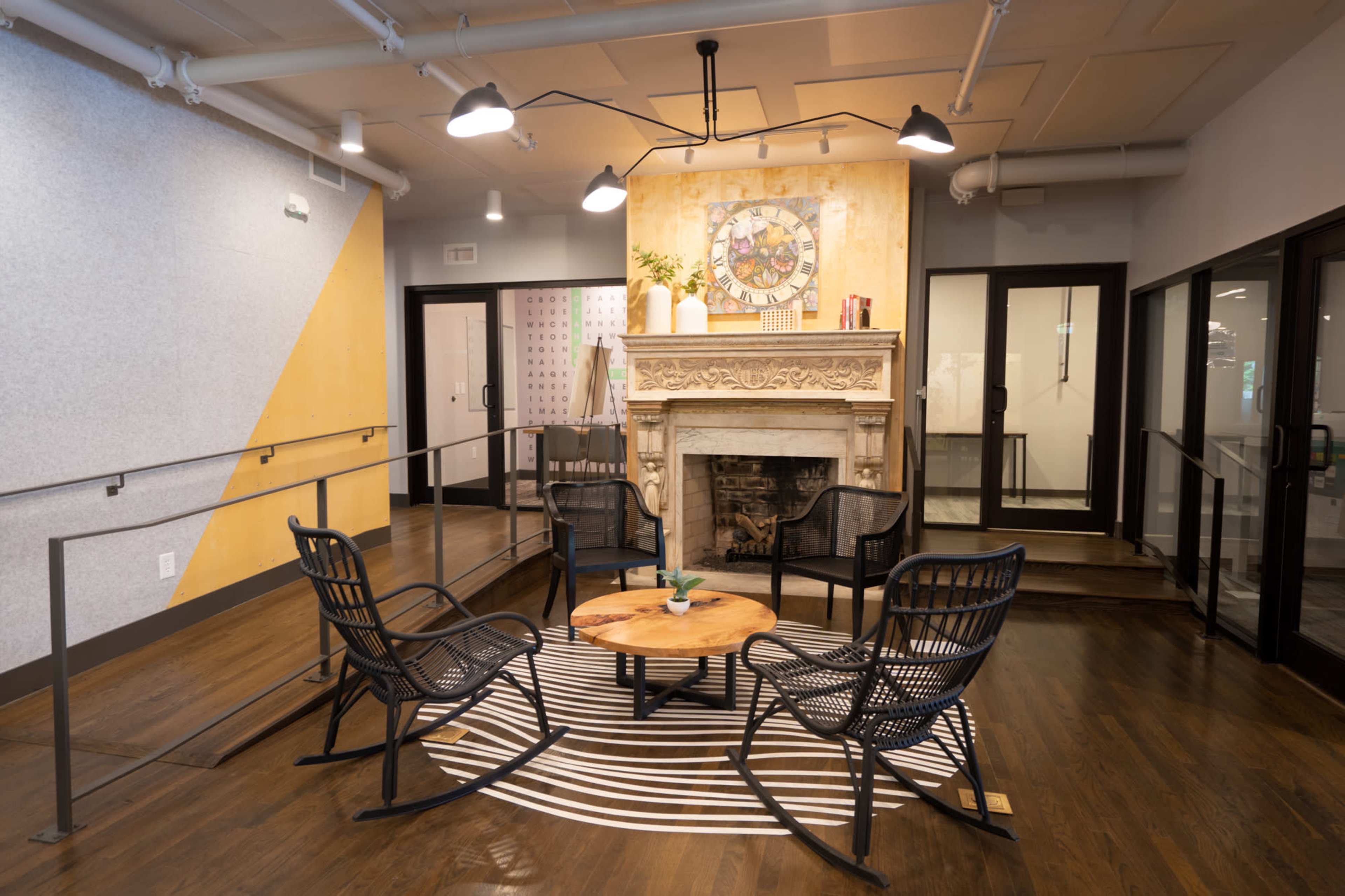 Spacious Main Gathering Space, Kitchenette, and Patio Image in Zionsville, Zionsville, IN