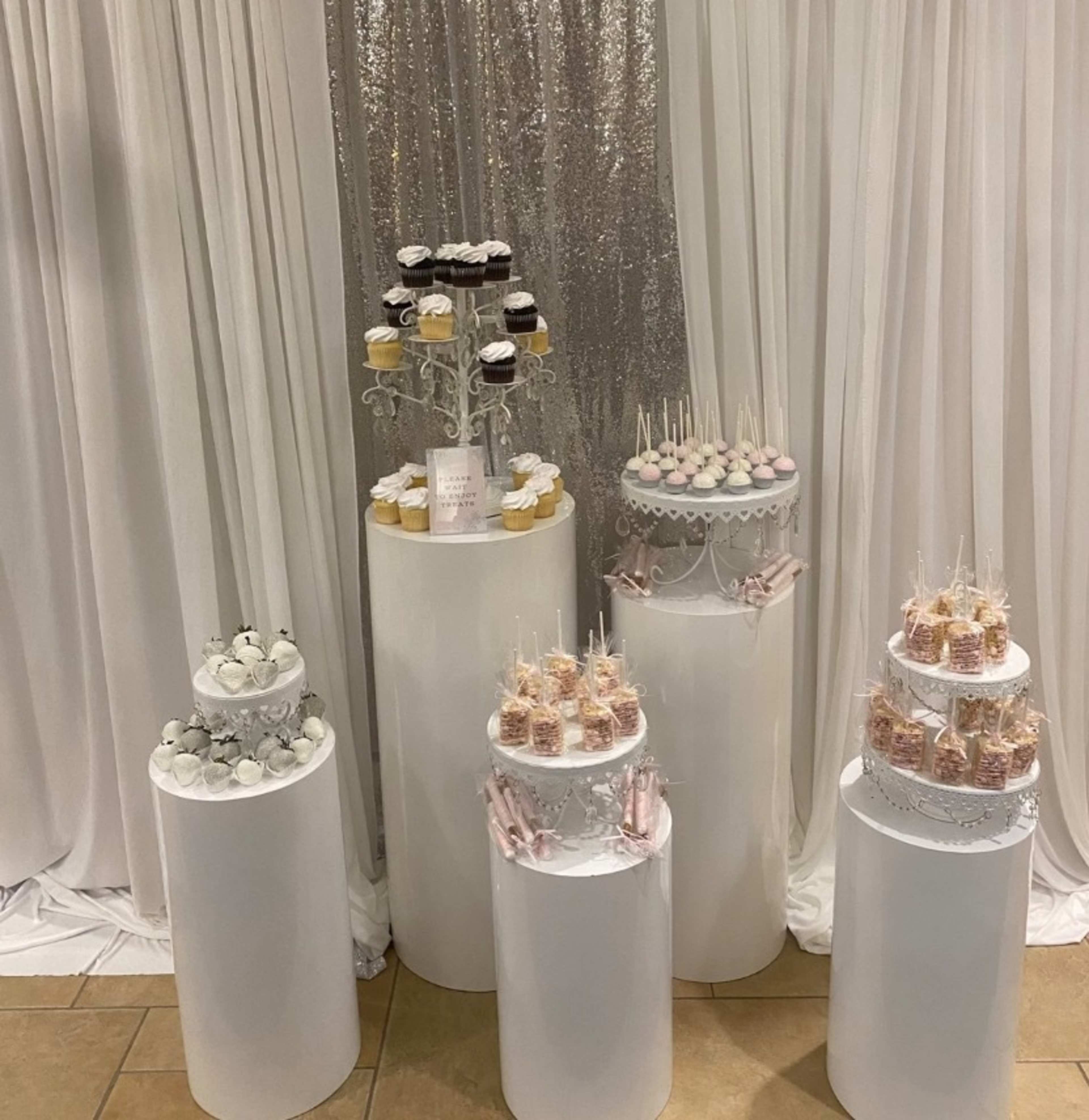 Desert stand setup