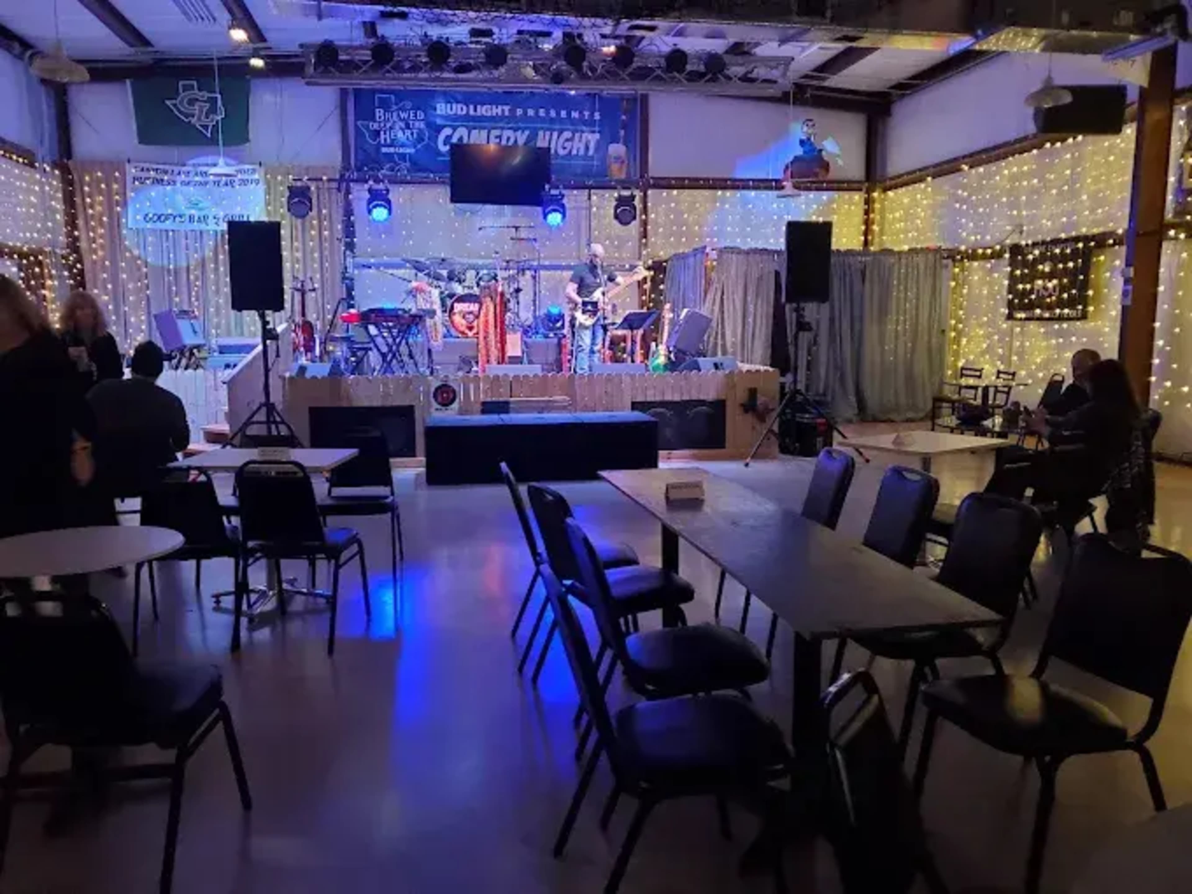 Private space with bar, stage, sound, and tvs Image in Canyon Lake, Canyon Lake, TX