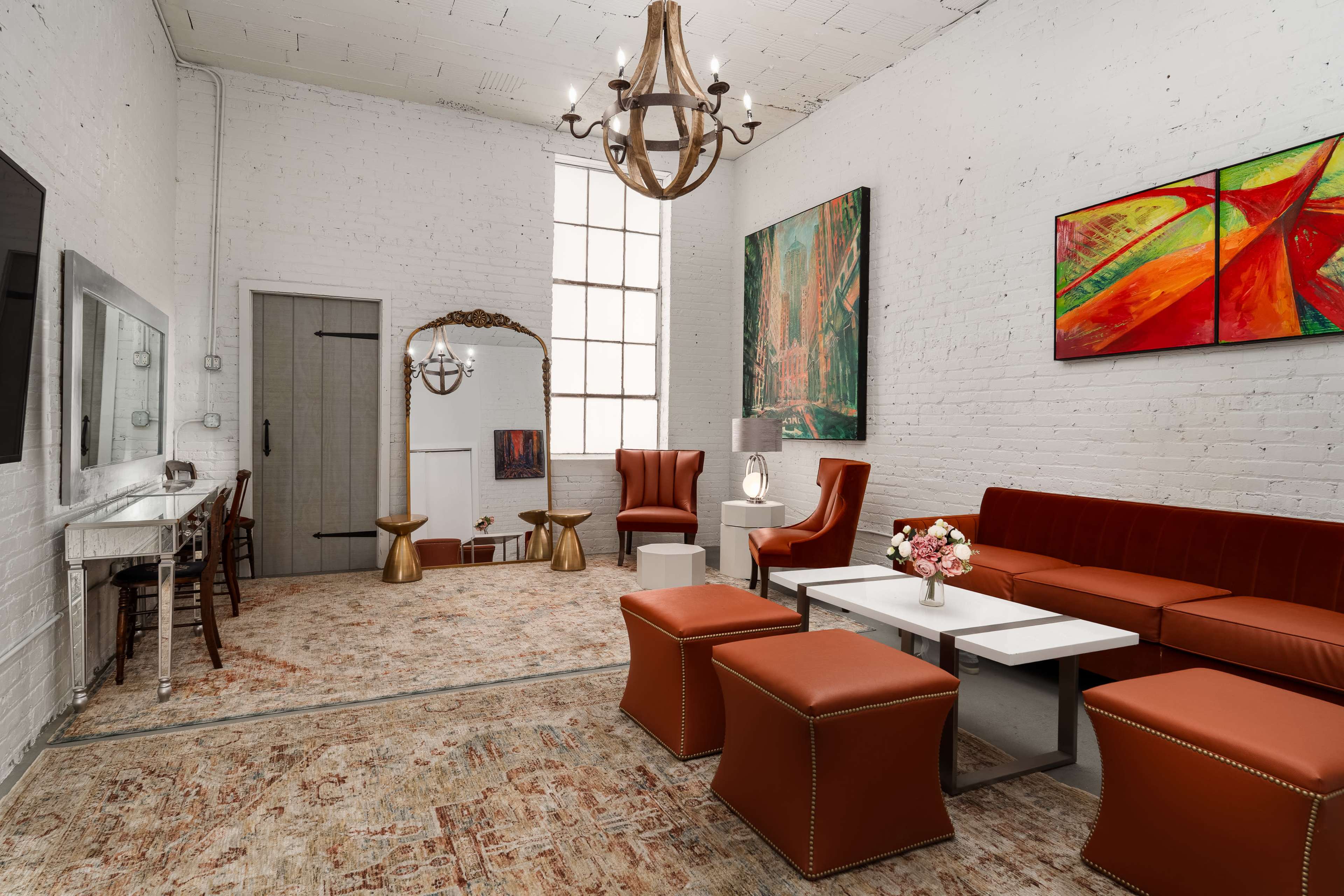 Industrial Modern in Chicago West Town Image in West Town, Chicago, IL