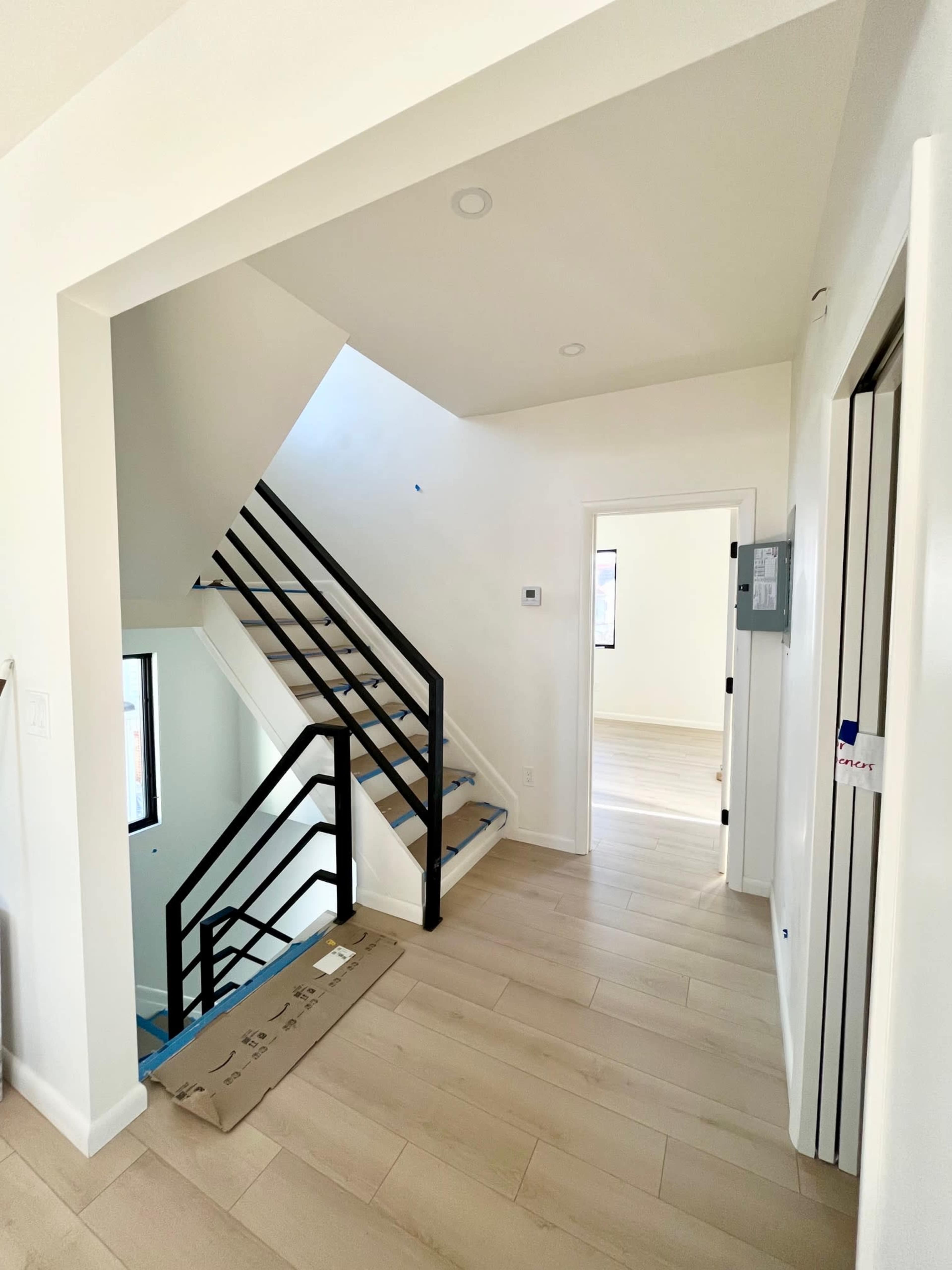 High-End Newly Renovated 3BR / 2.5 BA Duplex In Rockaway Beach near Transit Image in Arverne, Arverne, NY