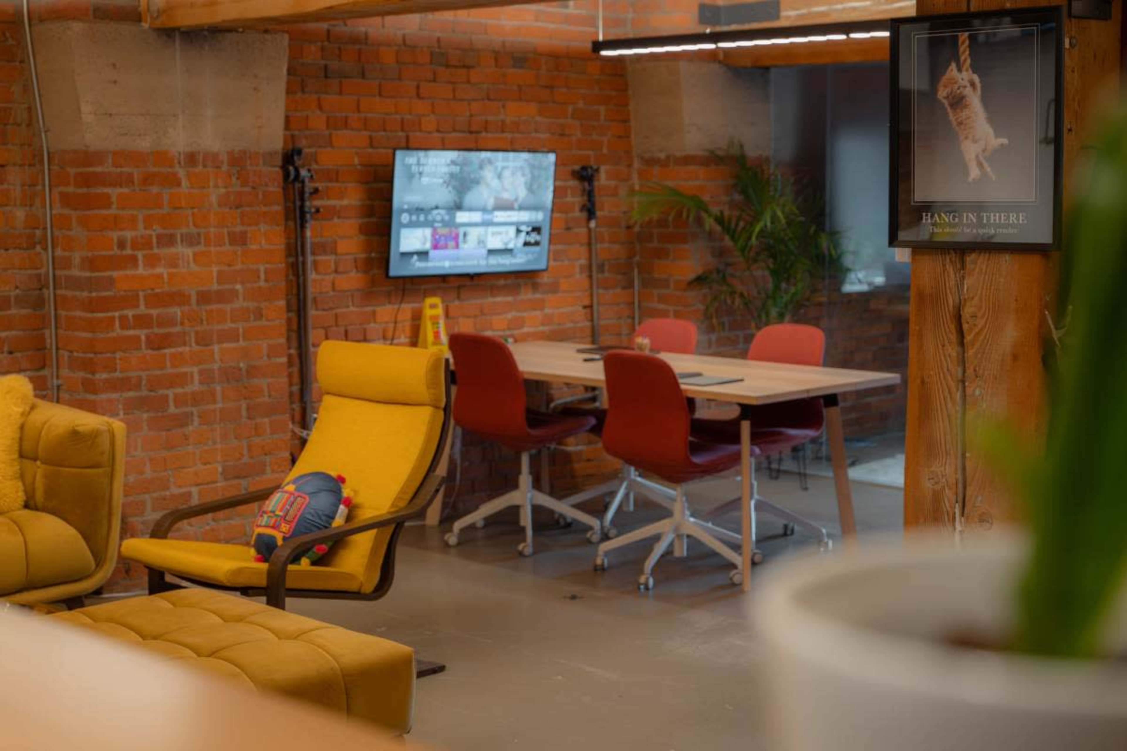 Railtown Heritage Creative Studio with Exposed Brick & Rustic Charm Image in Central Vancouver, Vancouver, BC