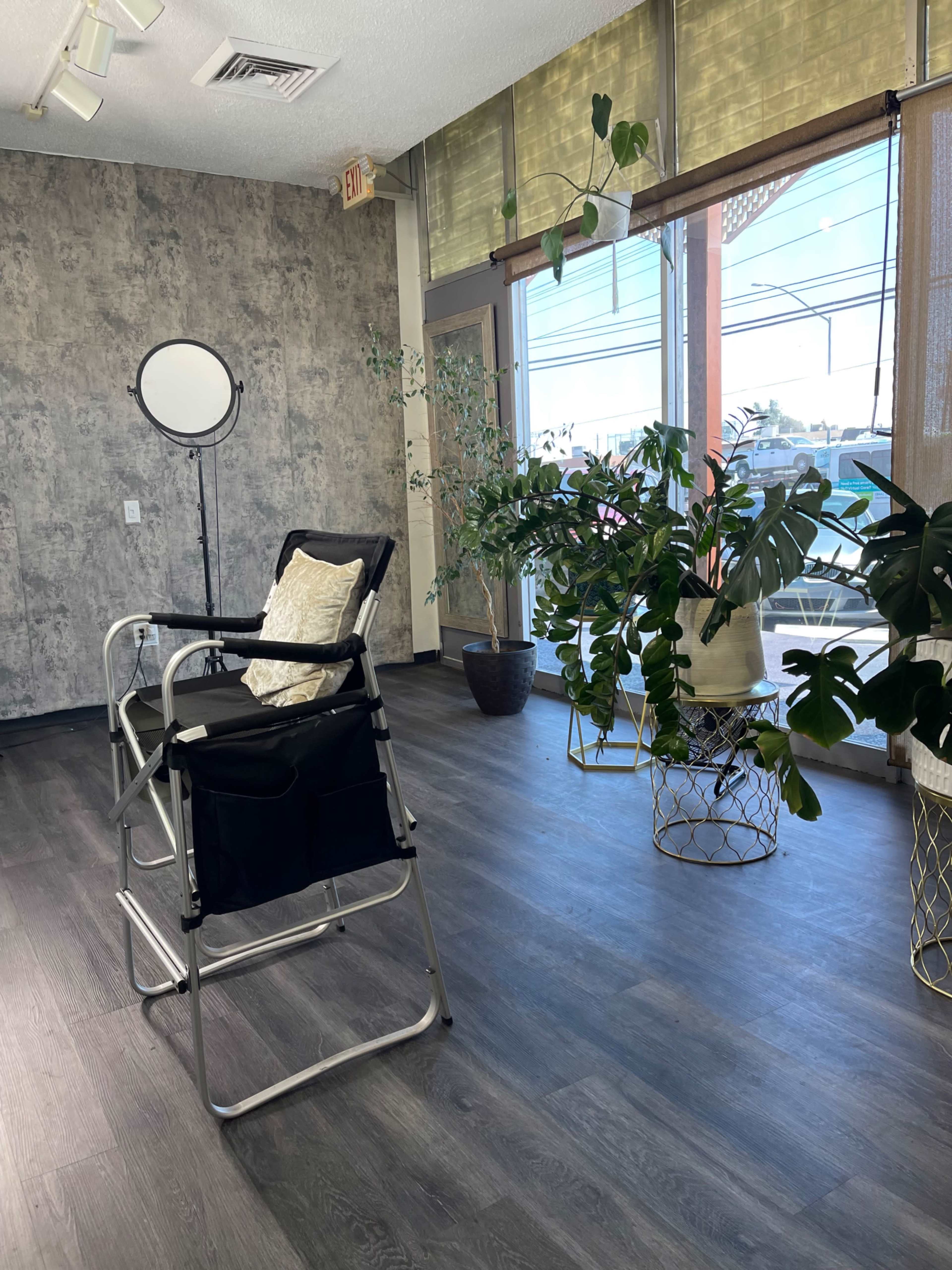 Allure in our downtown studio with breathe taking stratosphere view. Image in Downtown Las Vegas, Las Vegas, NV