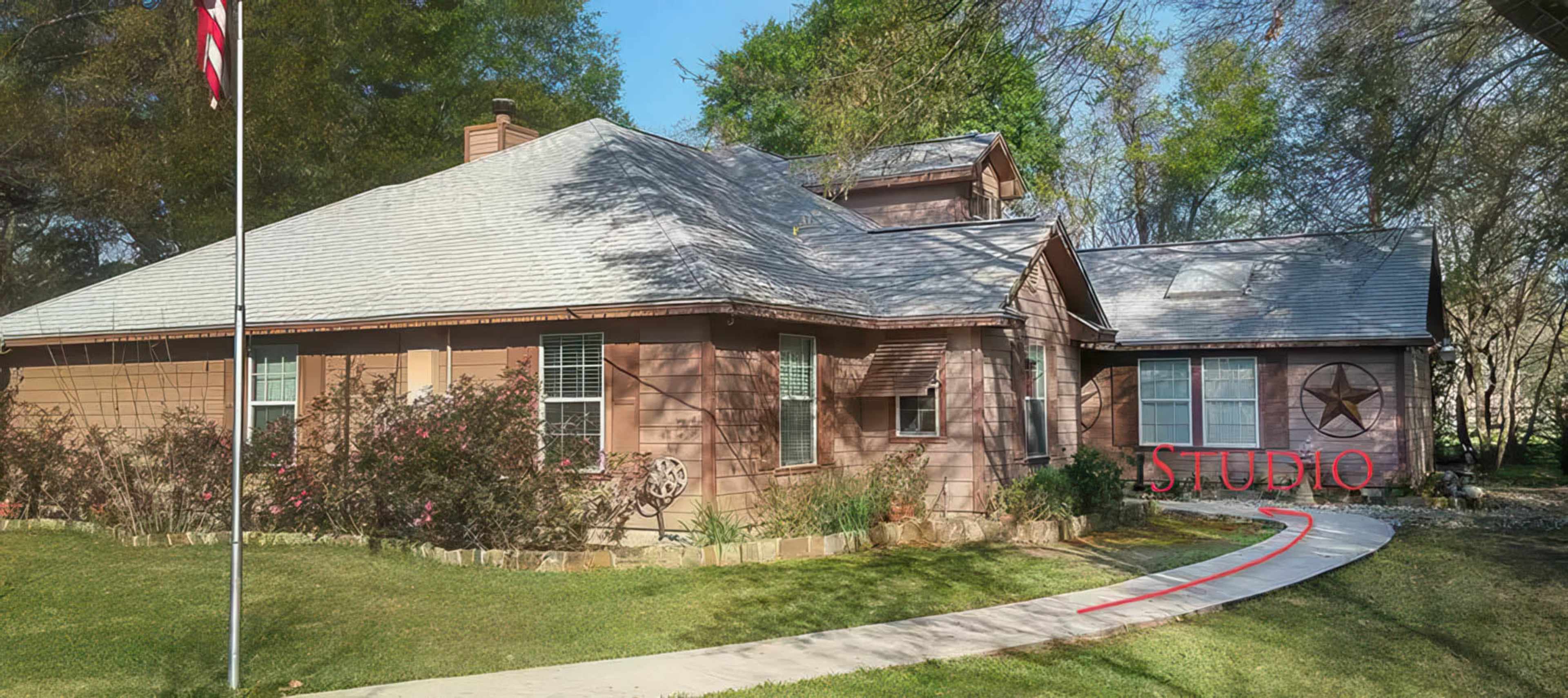 Premium Photography Studio on Two Beautiful Wooded Acres Image in Northwood Farms, Spring, TX