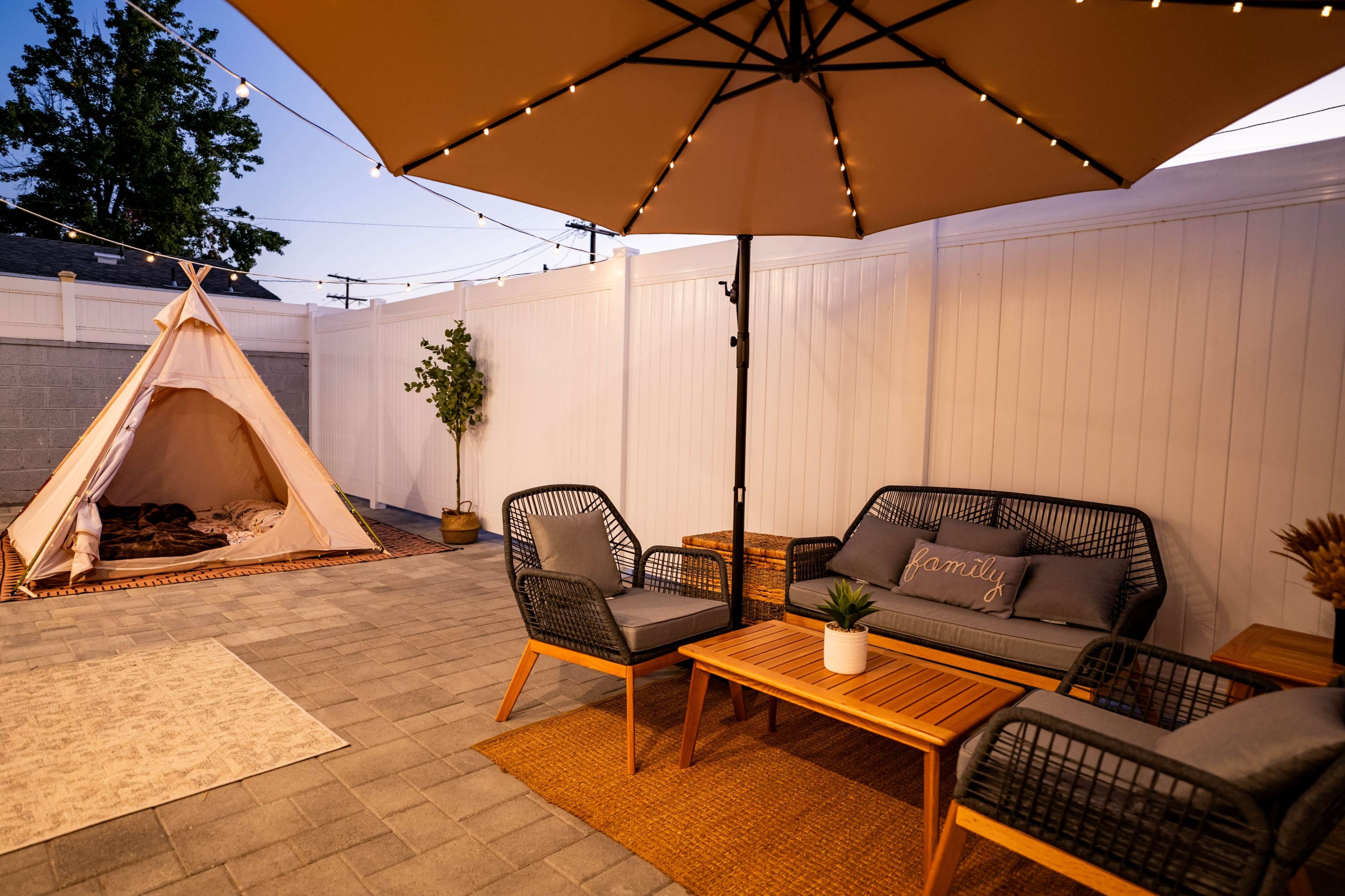 Luxurious & Stylish space for Creative Projects, Near Burbank Image in North Hollywood, Los Angeles, CA