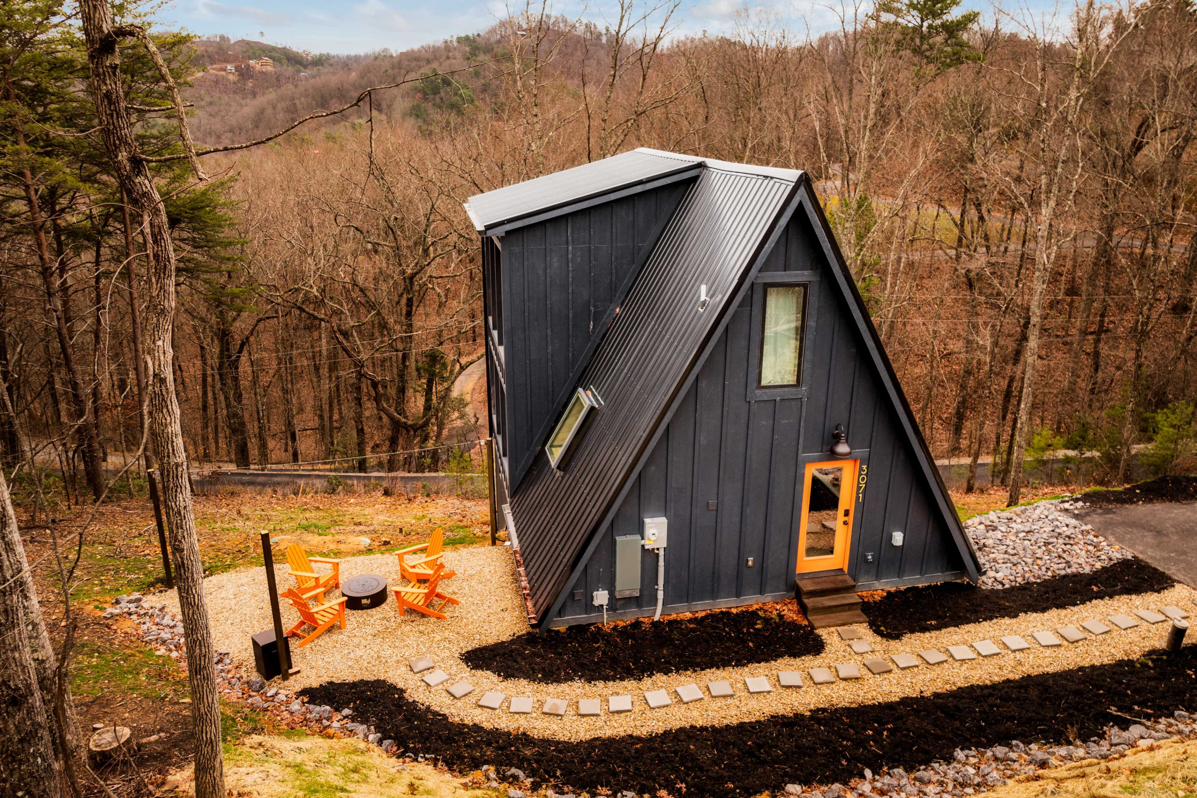 Romantic Black A Frame in Smoky Mountains Image in , Sevierville, TN