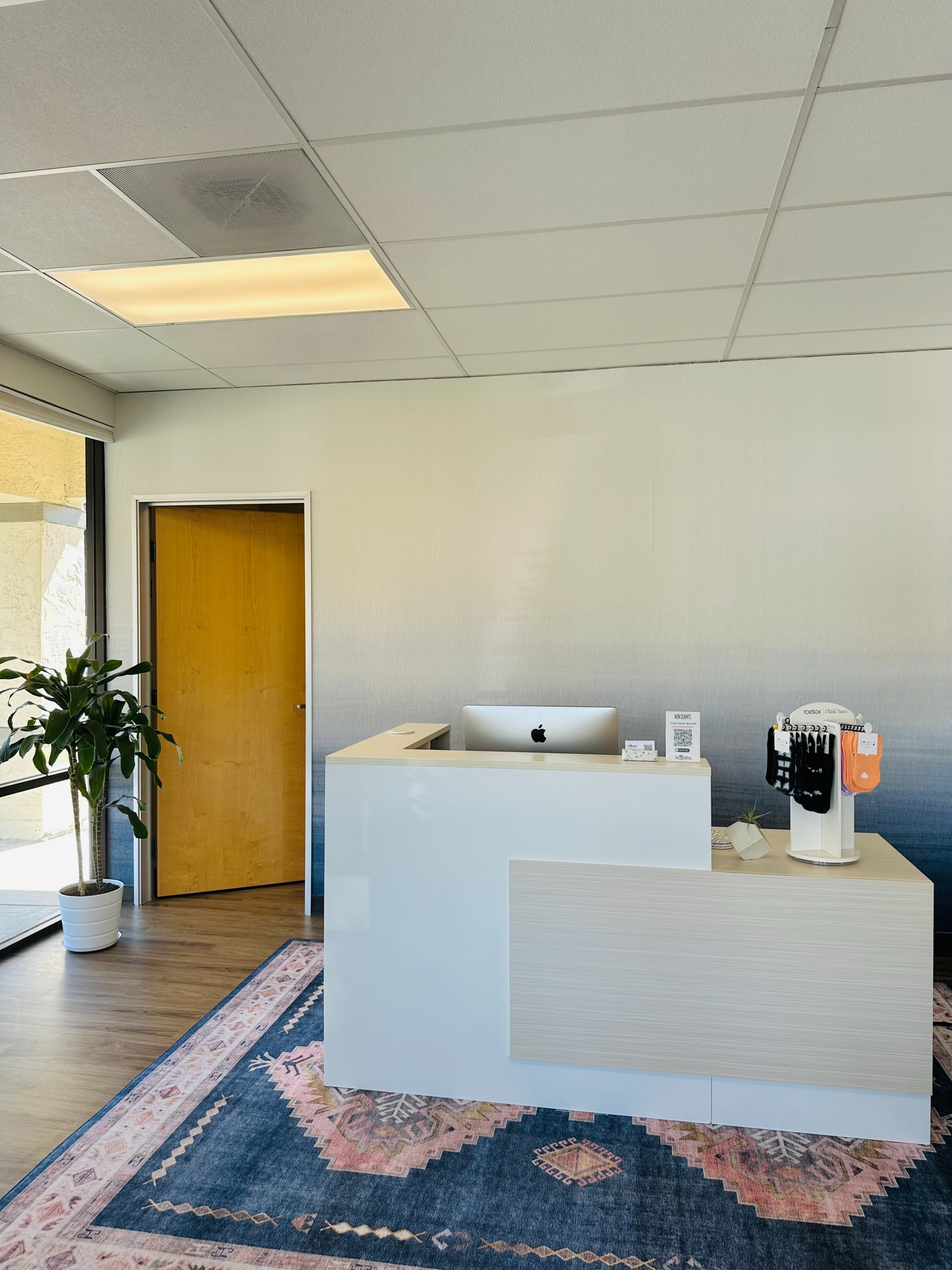 Bright and Spacious Barre Studio in Campbell Image in Pruneyard / Dry Creek, Campbell, CA