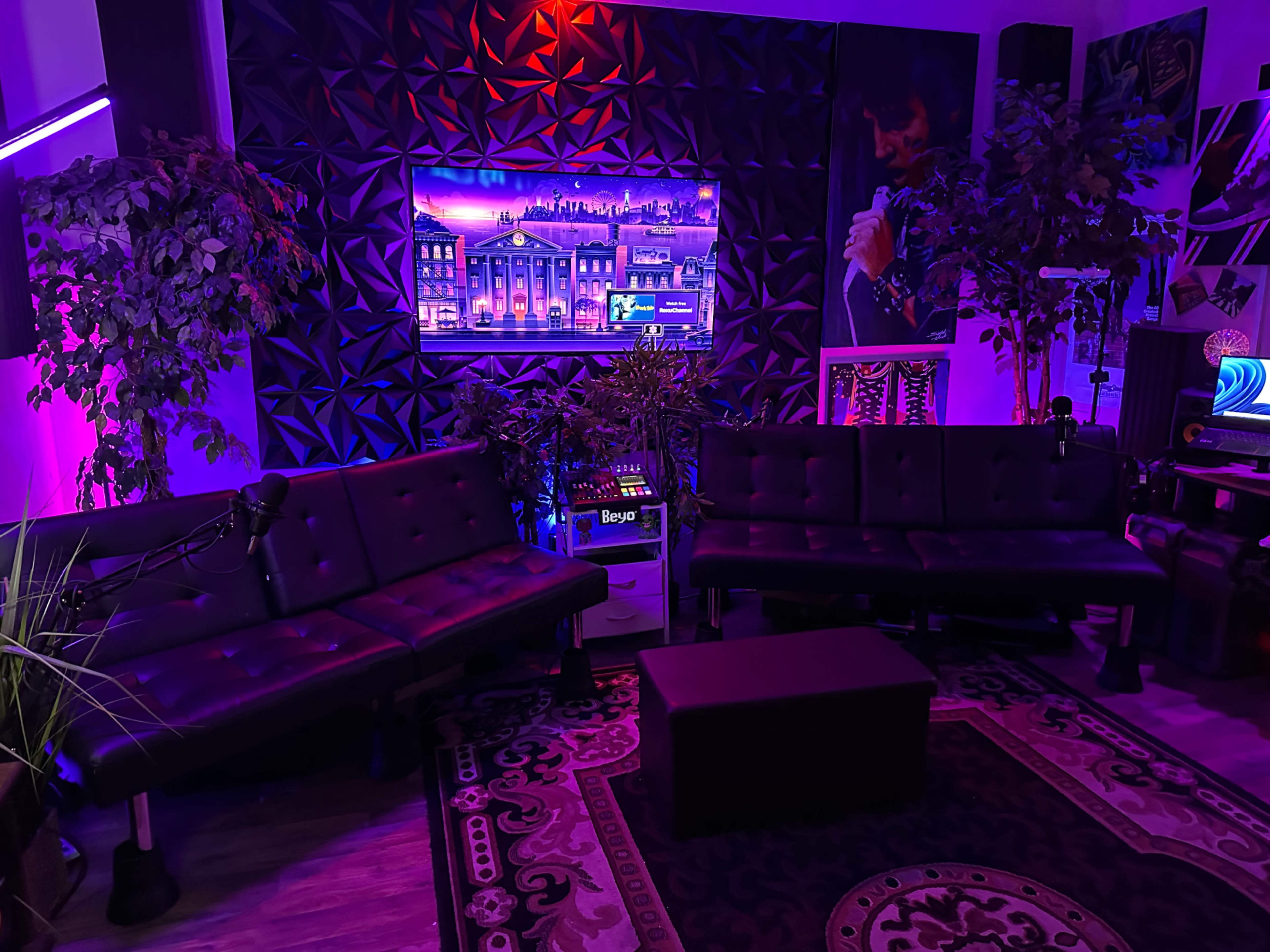 Ghostspace Labs | Creative Content Creator Studio Space (HD VIDEO ...