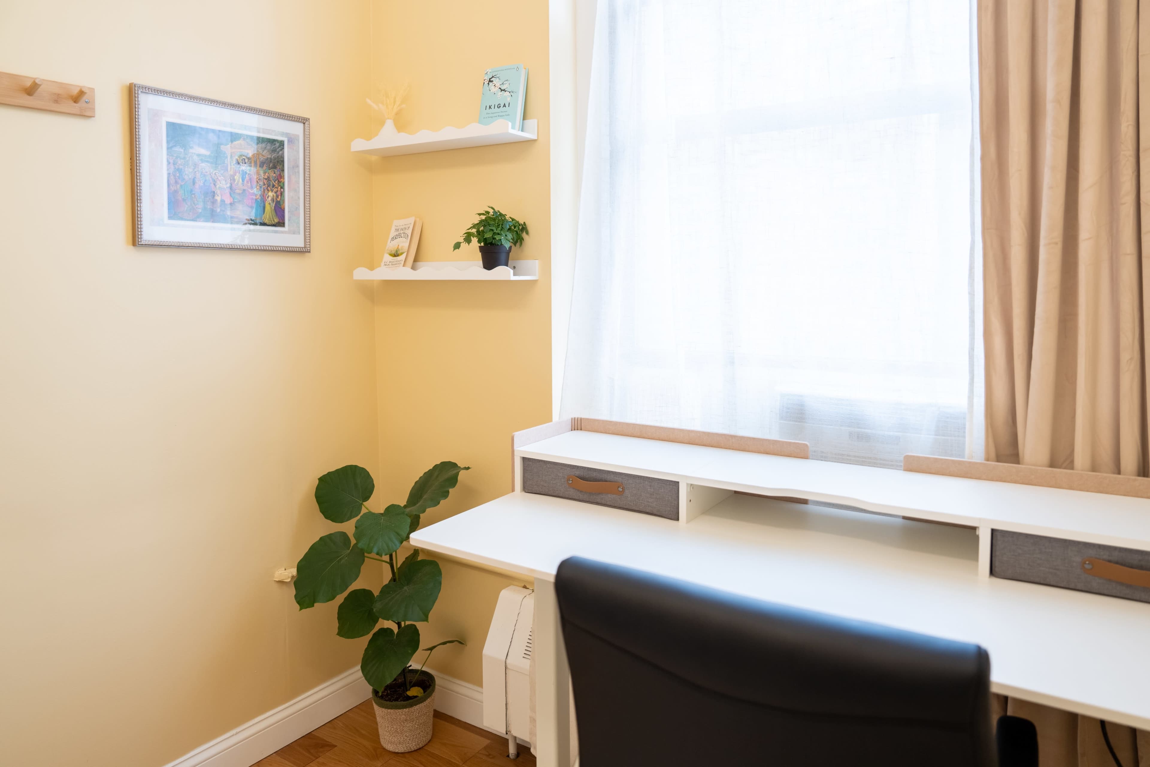 Private Cozy Midtown Office Image in Midtown Manhattan, New York, NY