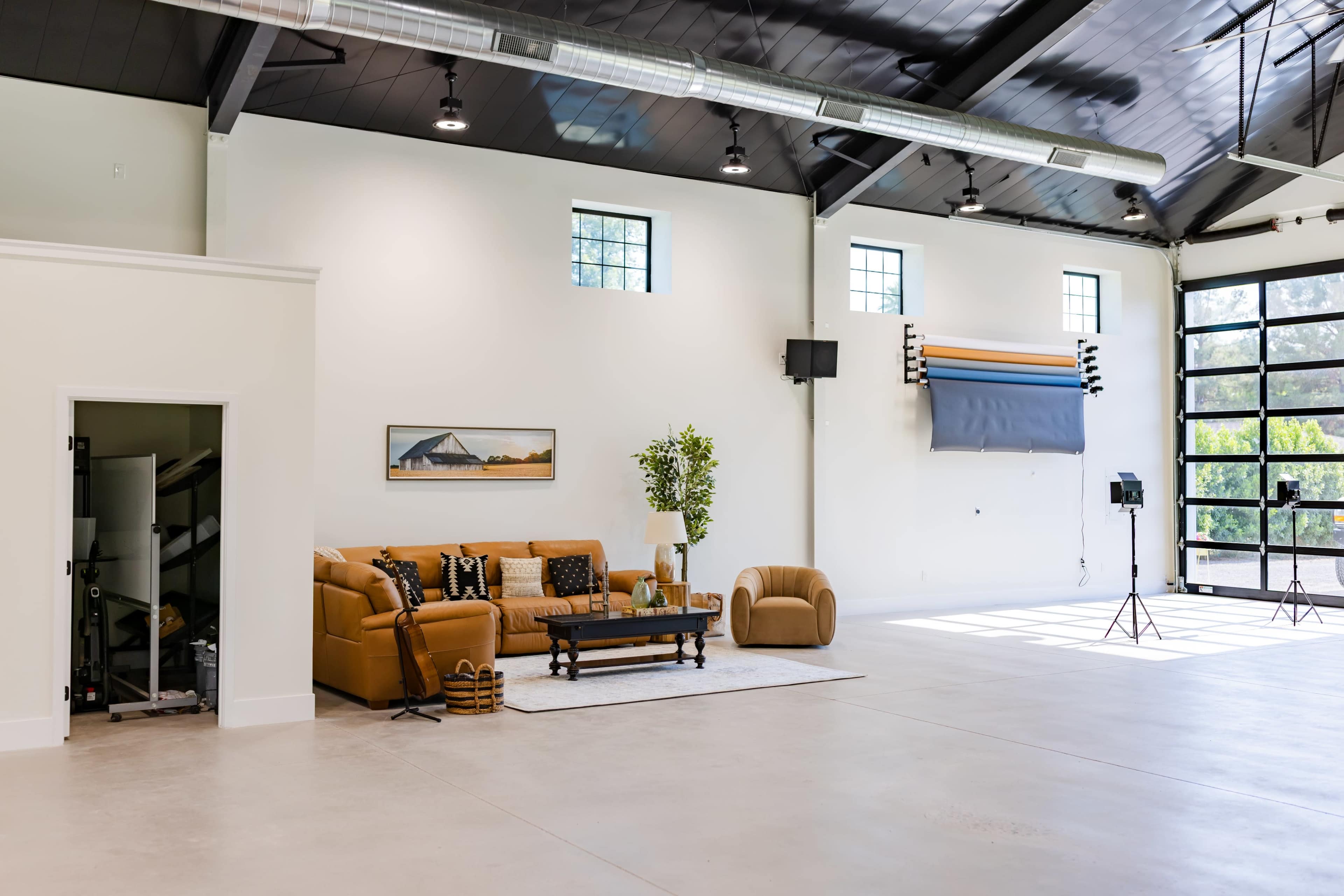 Gilbert Farm with Barnhouse and Pasture Image in Gilbert, Gilbert, AZ