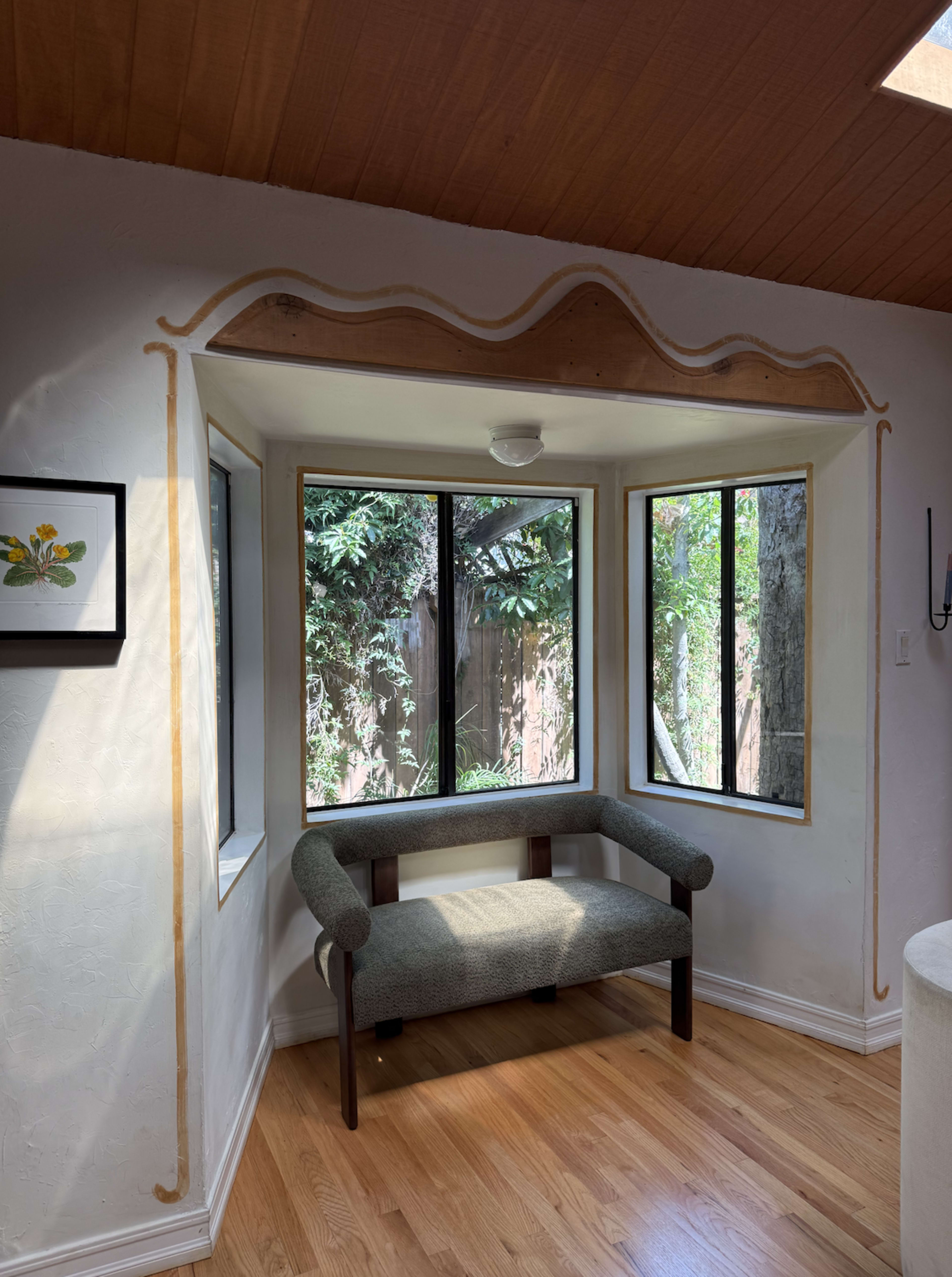 Bel Air Creative Studio Home with Vaulted Ceilings & Natural Light Image in Beverly Crest, Los Angeles, CA