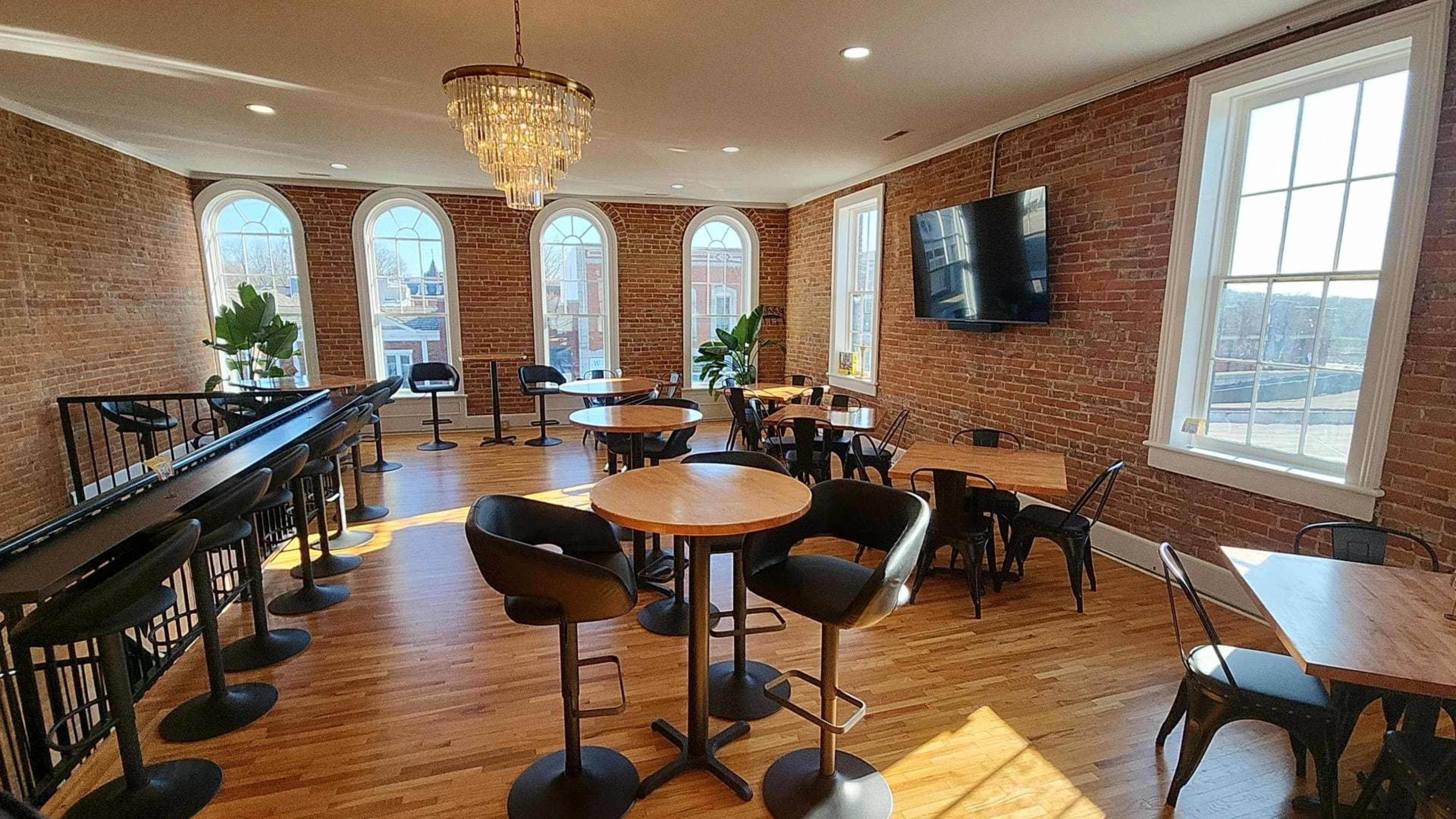 Historical and Chic Downtown Event Space with Gorgeous Lighting Image in Carroll Township, Platte City, MO