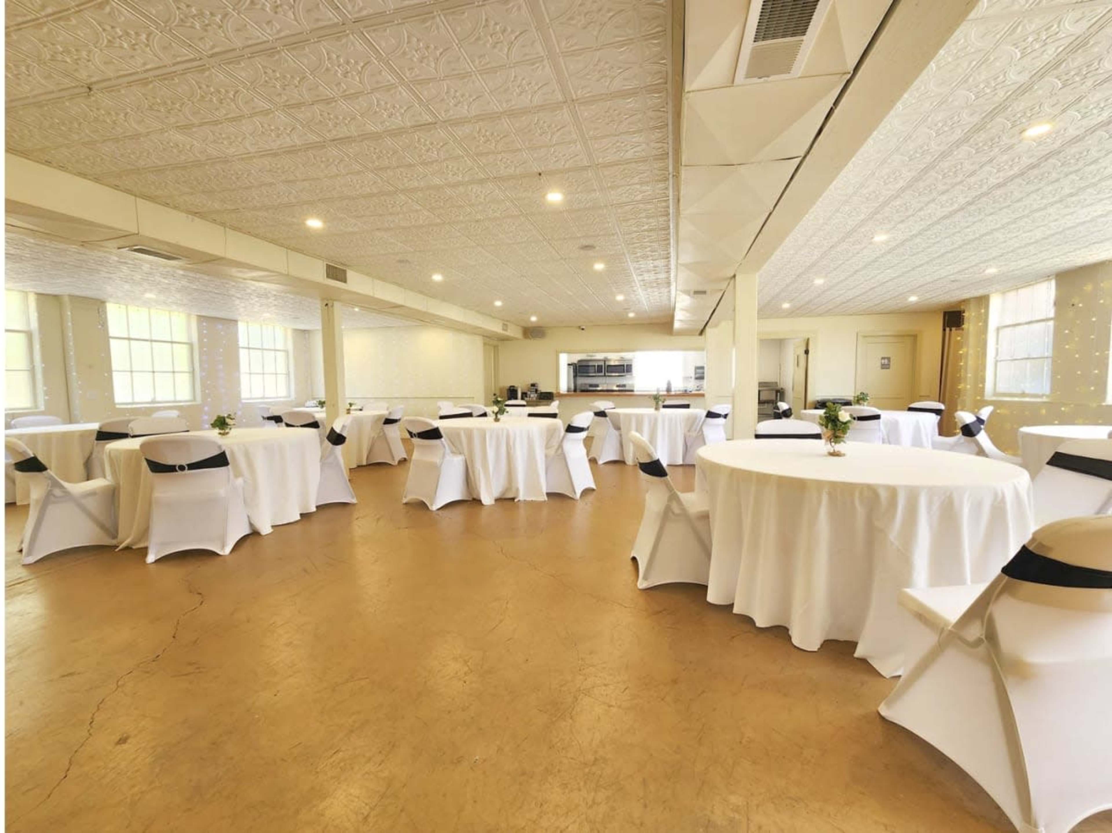 Rural Historic Church Building Image in Staples, Staples, TX