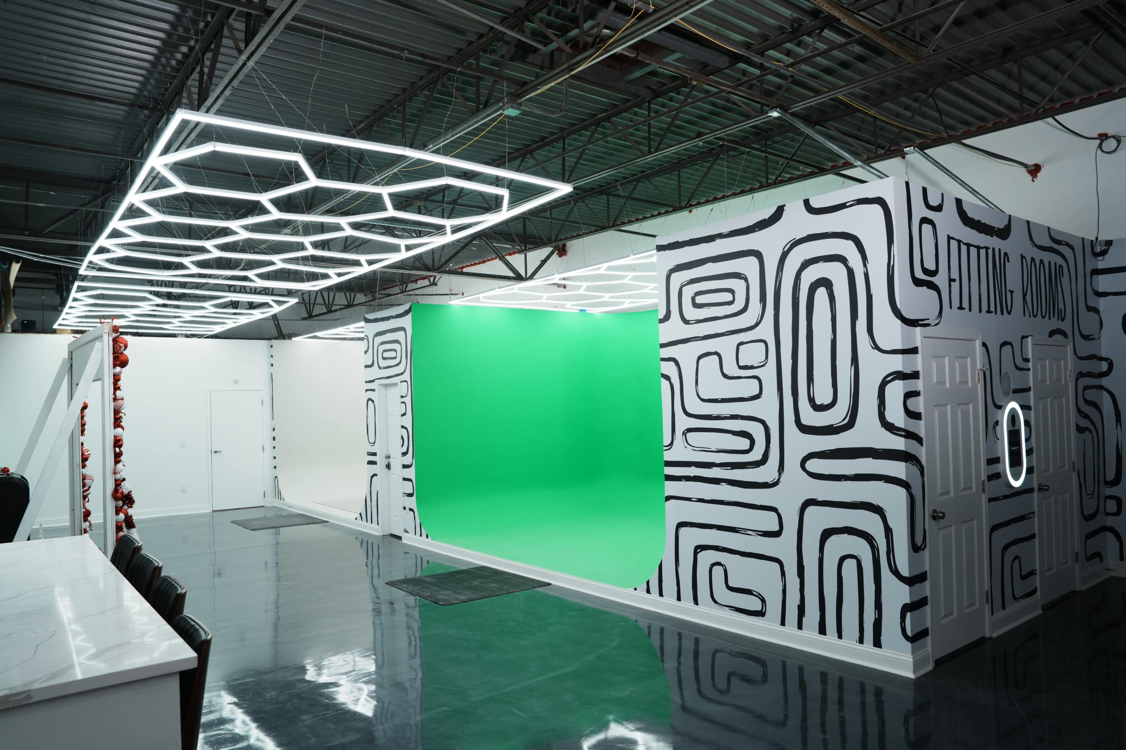 Modern Production Photography/Video Studio in Atlanta Cyc Wall Image in Gwinnett Village, Norcross, GA