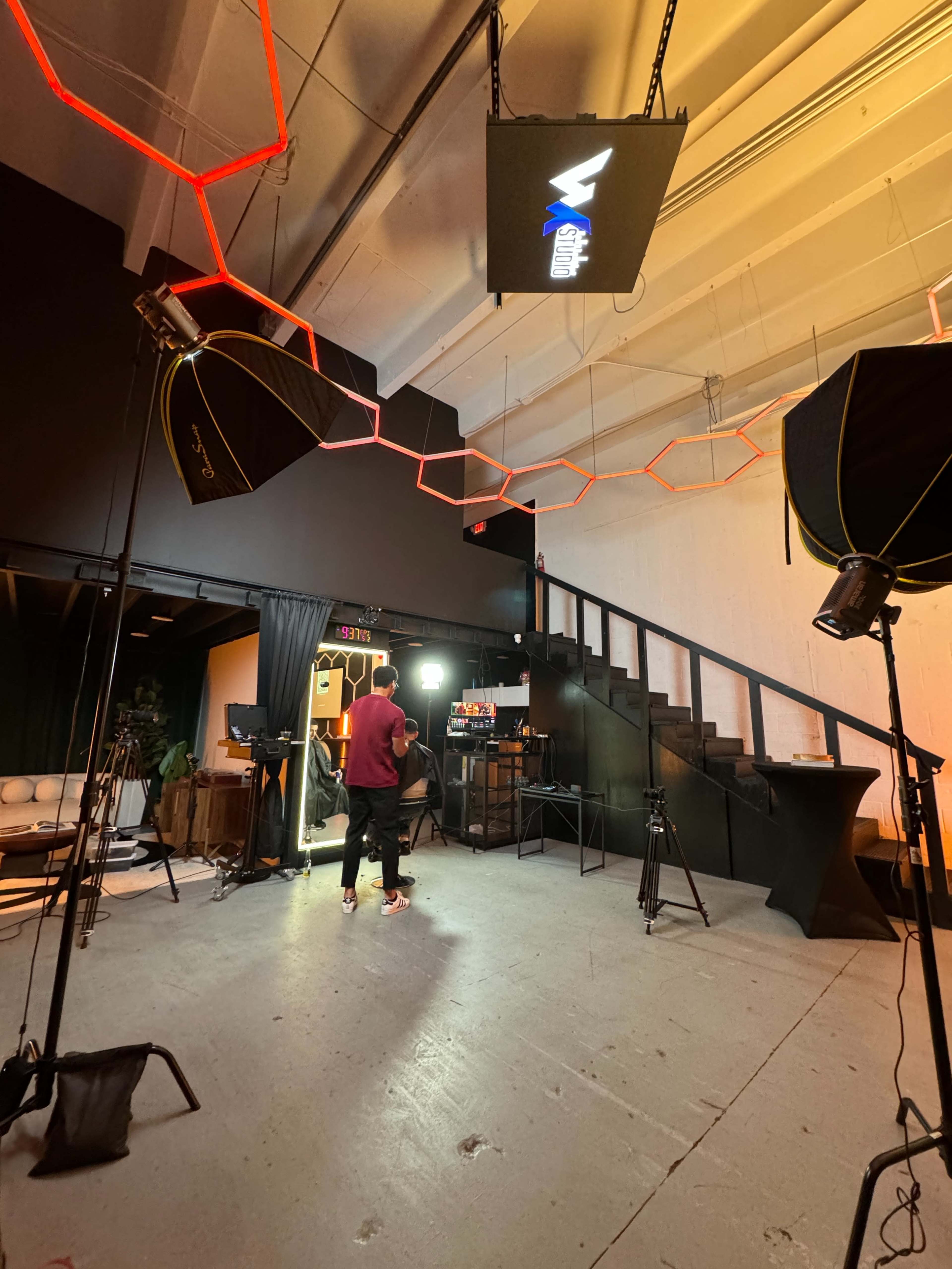 All-in-One Creative Studio with Artistic Vibe near Kendall Image in West End, Miami, FL