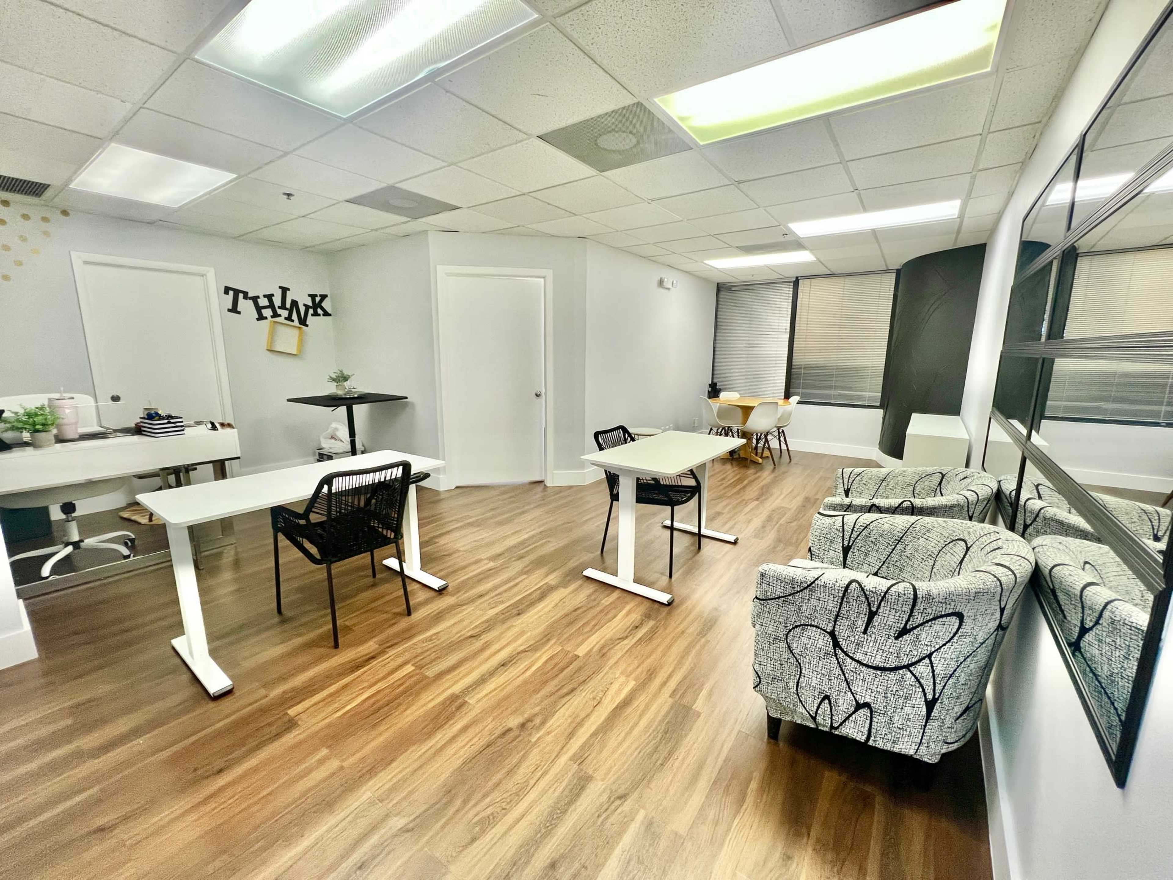 Intimate Open One Room Office off of the Turnpike Image in Coconut Creek, Coconut Creek, FL