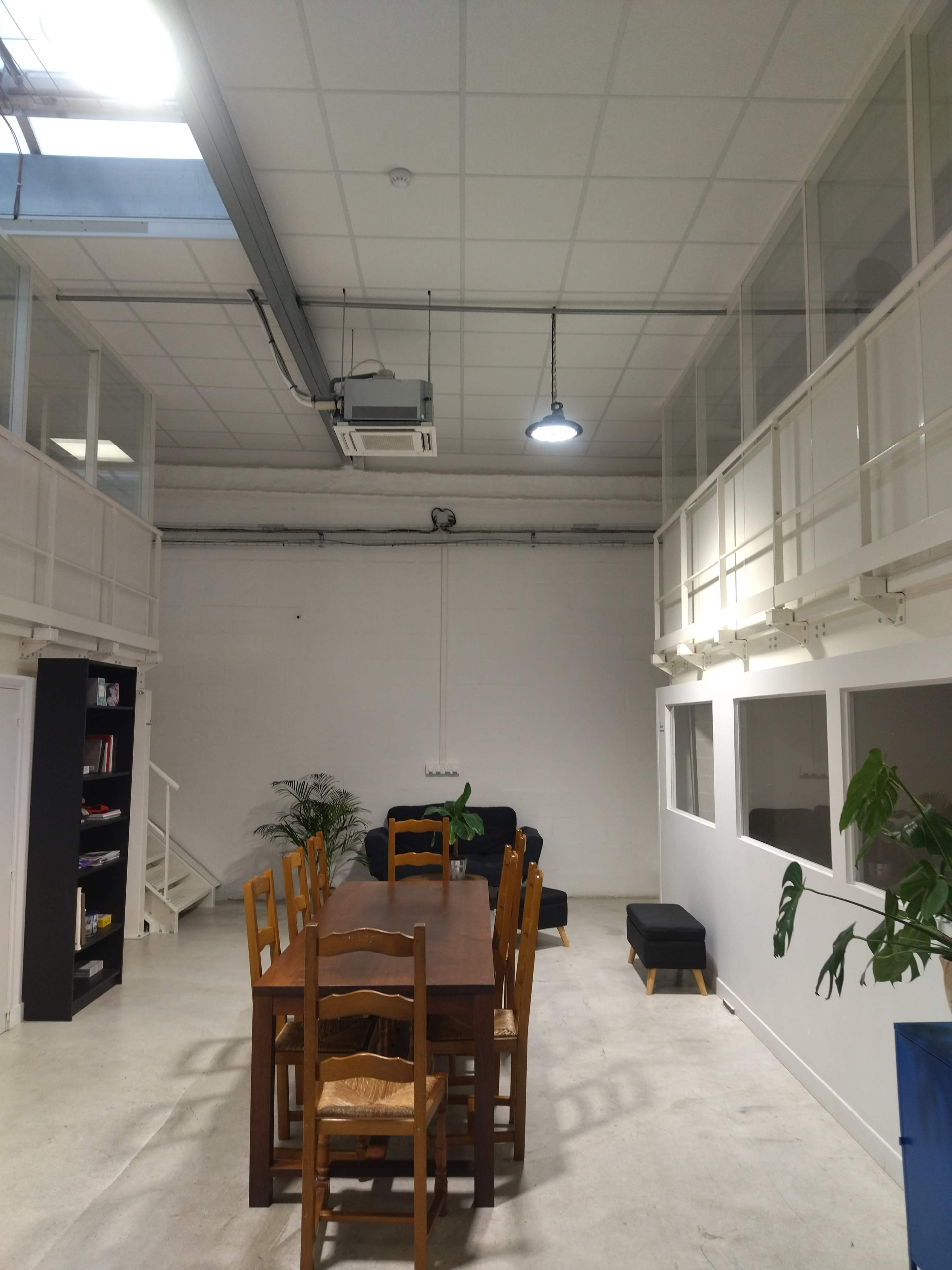 Espace de vie convivial Image dans , Pantin, 