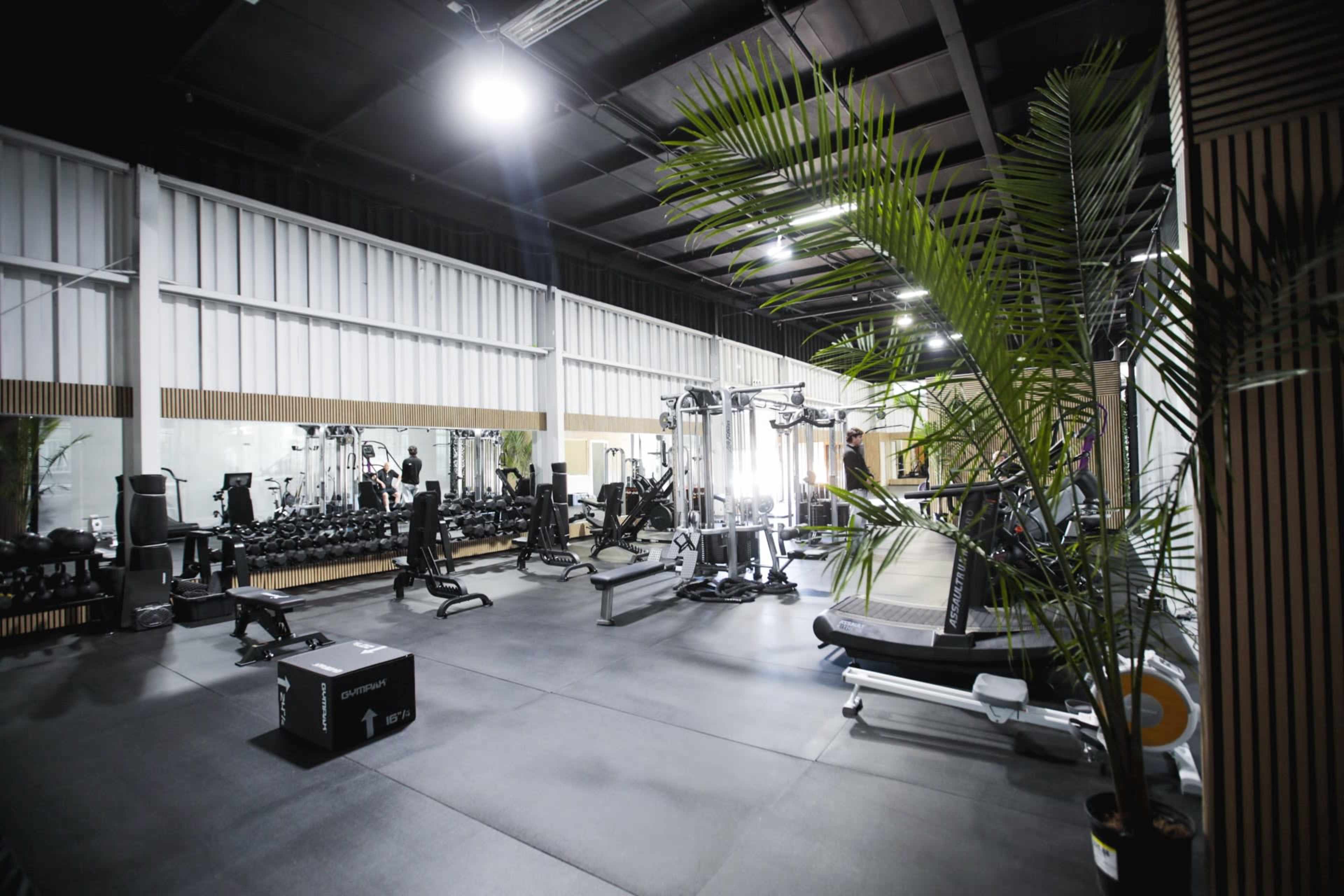 “PRIVATE MODERN GYM & Wellness Space Studio: Perfect for Events, Shoots, and Fitness Classes” Image in Clairemont, San Diego, CA