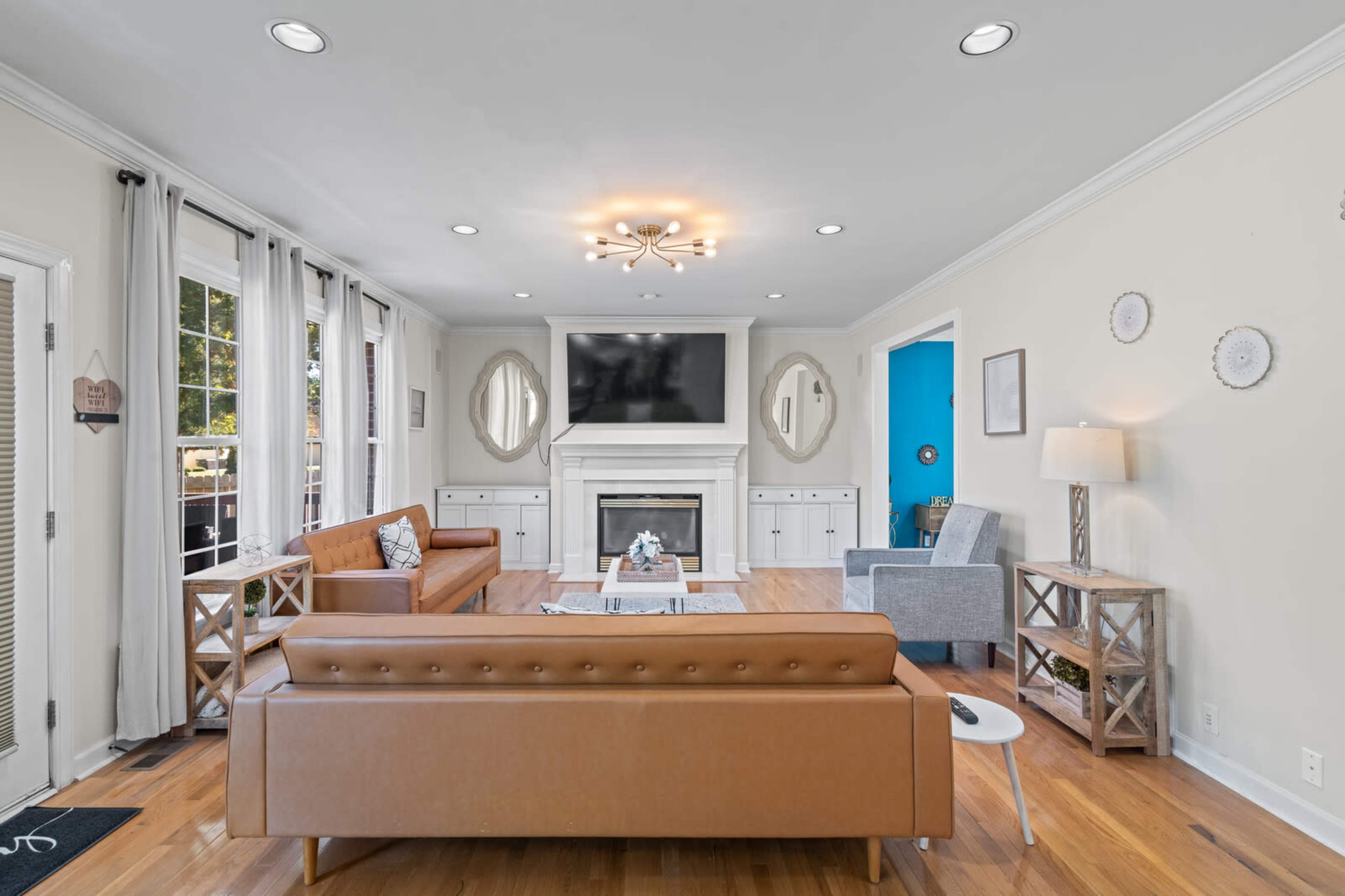 Bright & Chic Hampton Home Image in Farmington, Hampton, VA